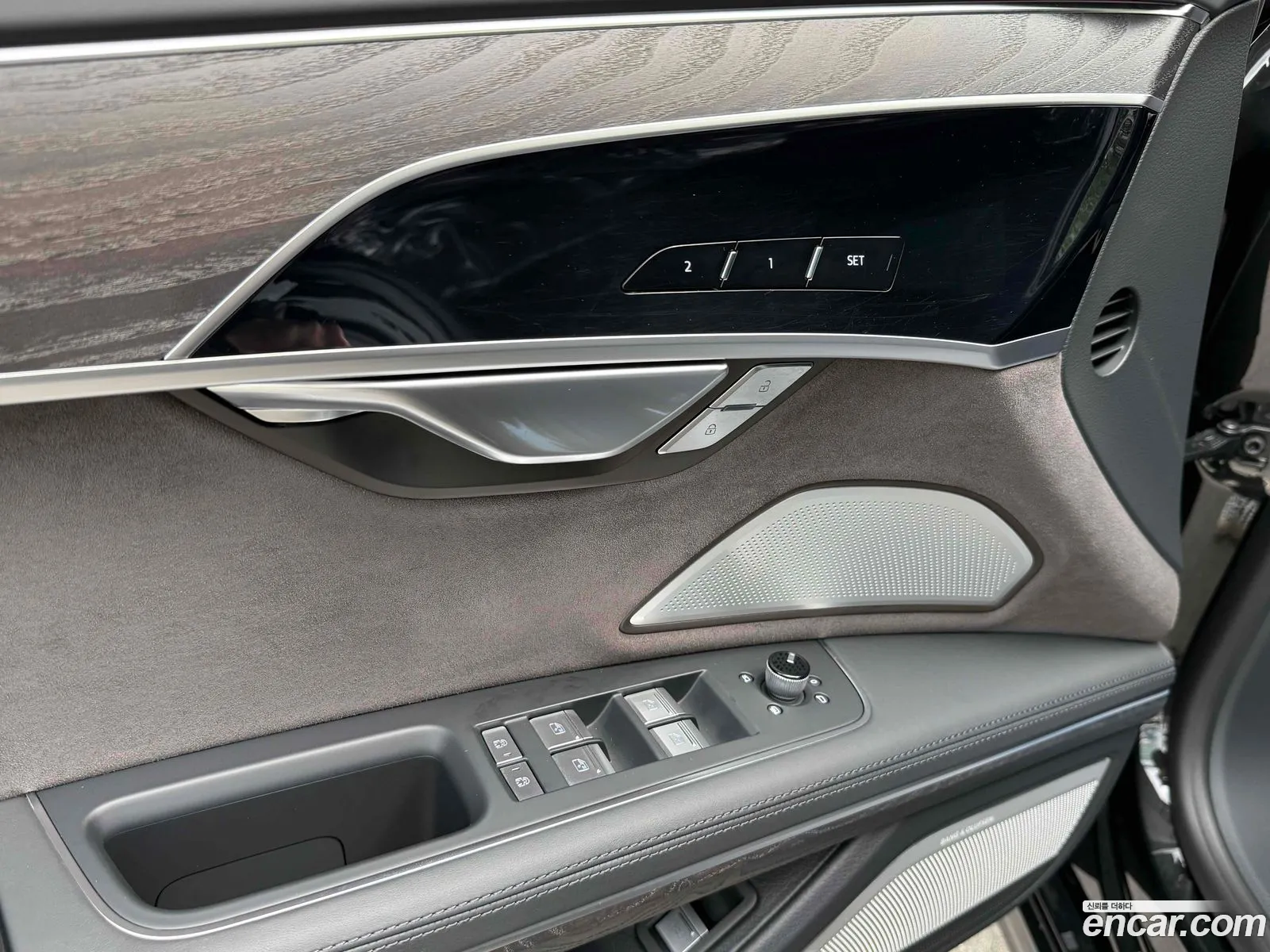 Audi A8 2023 — 9