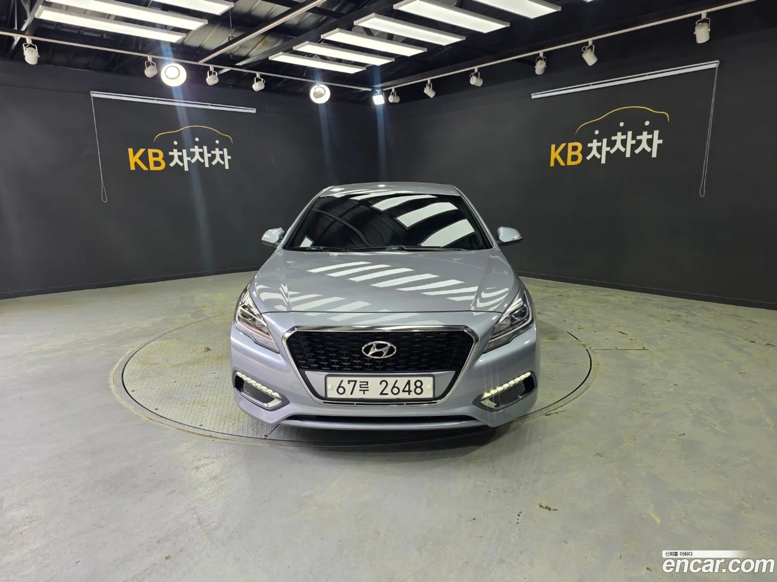 Hyundai LF Sonata Hybrid 2017 — 4