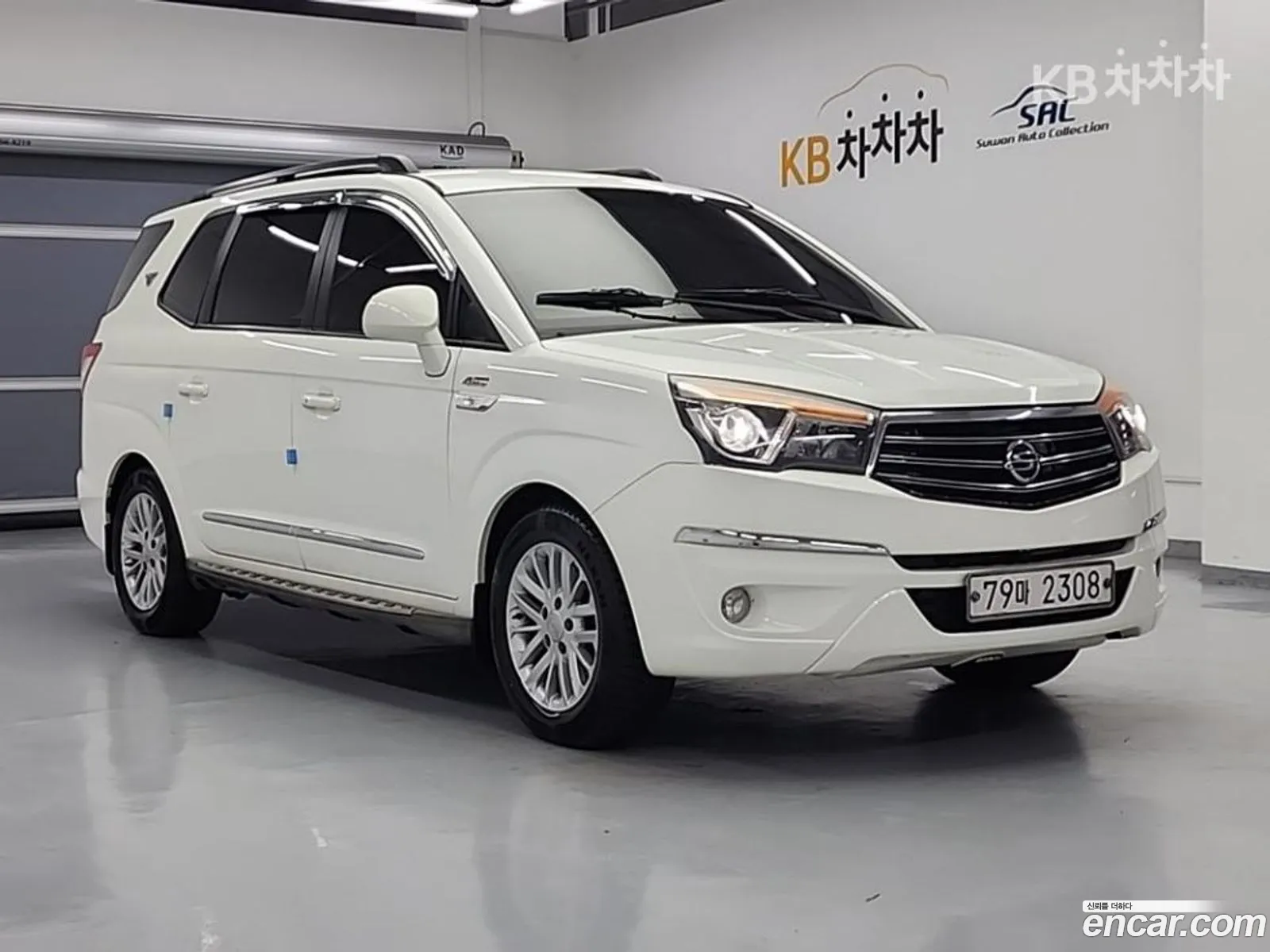 KG Mobility (SsangYong) Korando Turismo 2013 — 15