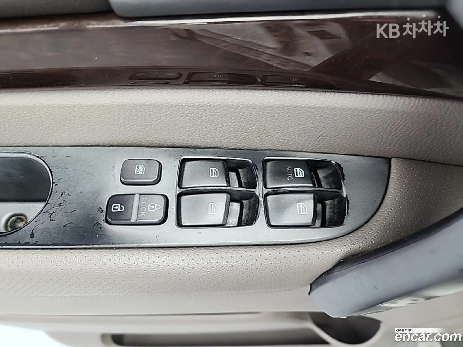 KG Mobility (SsangYong) Korando Turismo