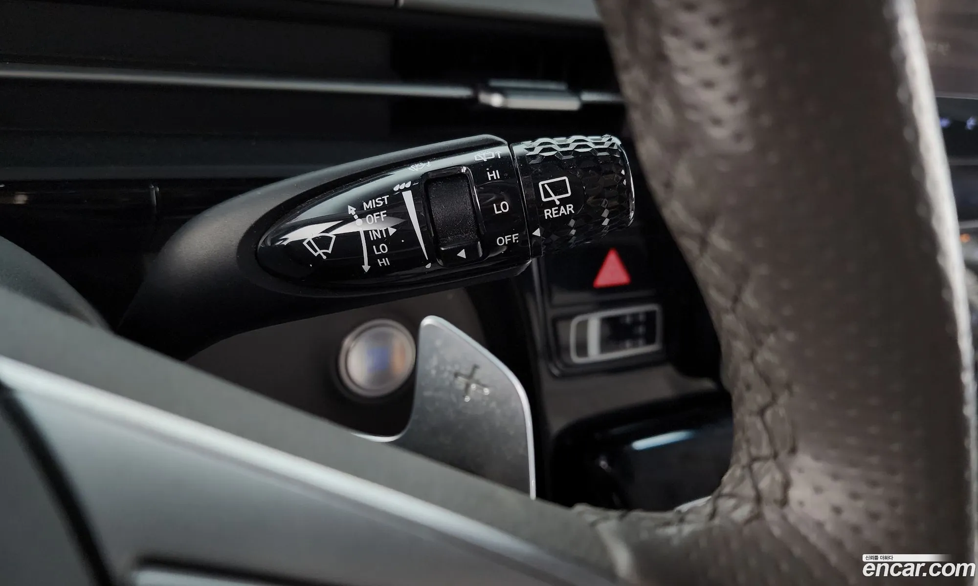 Hyundai Staria 2021 — 28