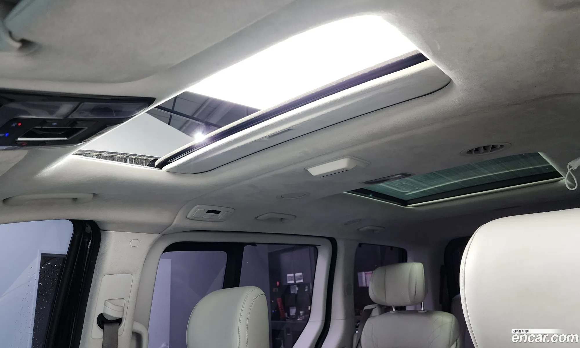 Hyundai Staria 2021 — 24