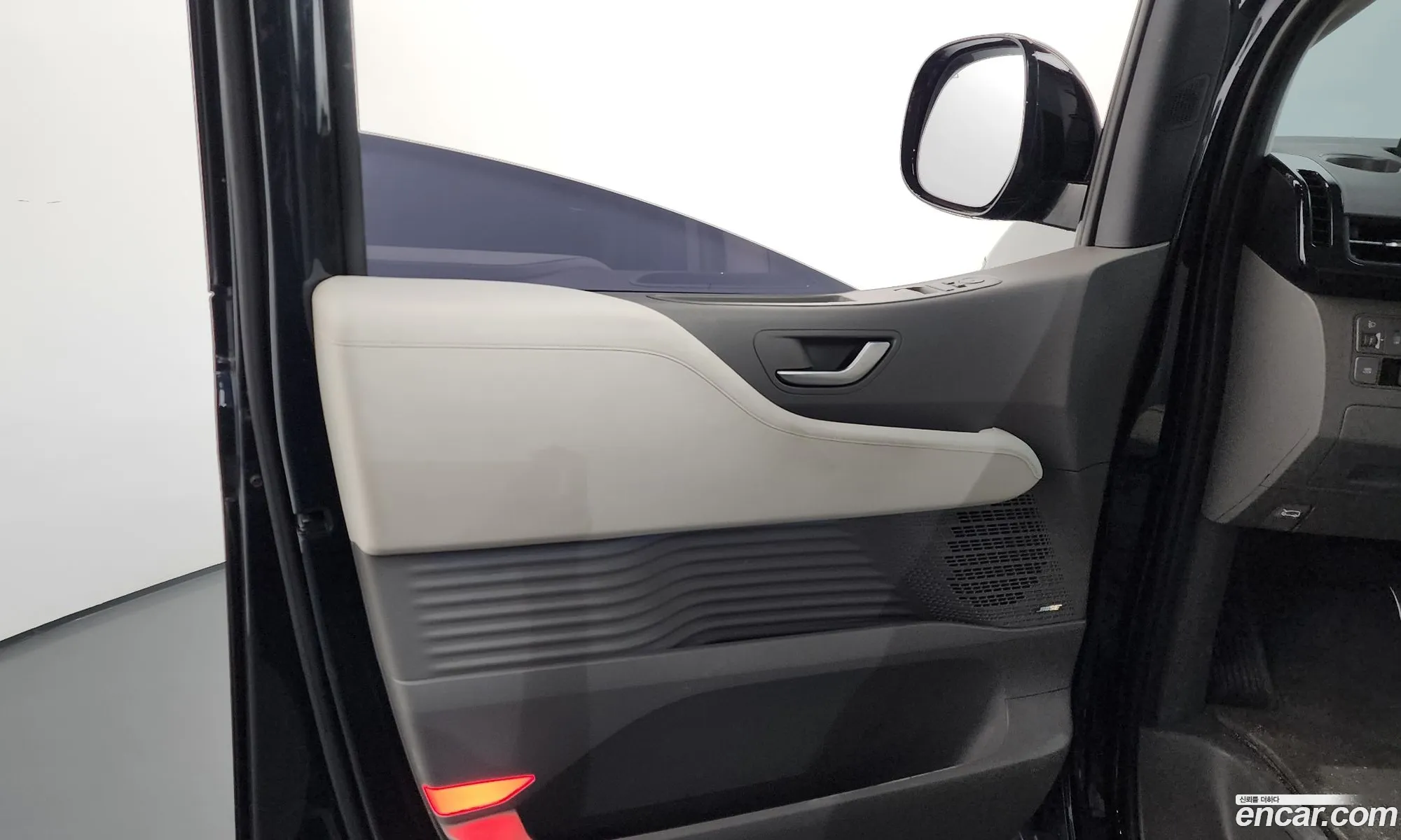 Hyundai Staria 2021 — 19