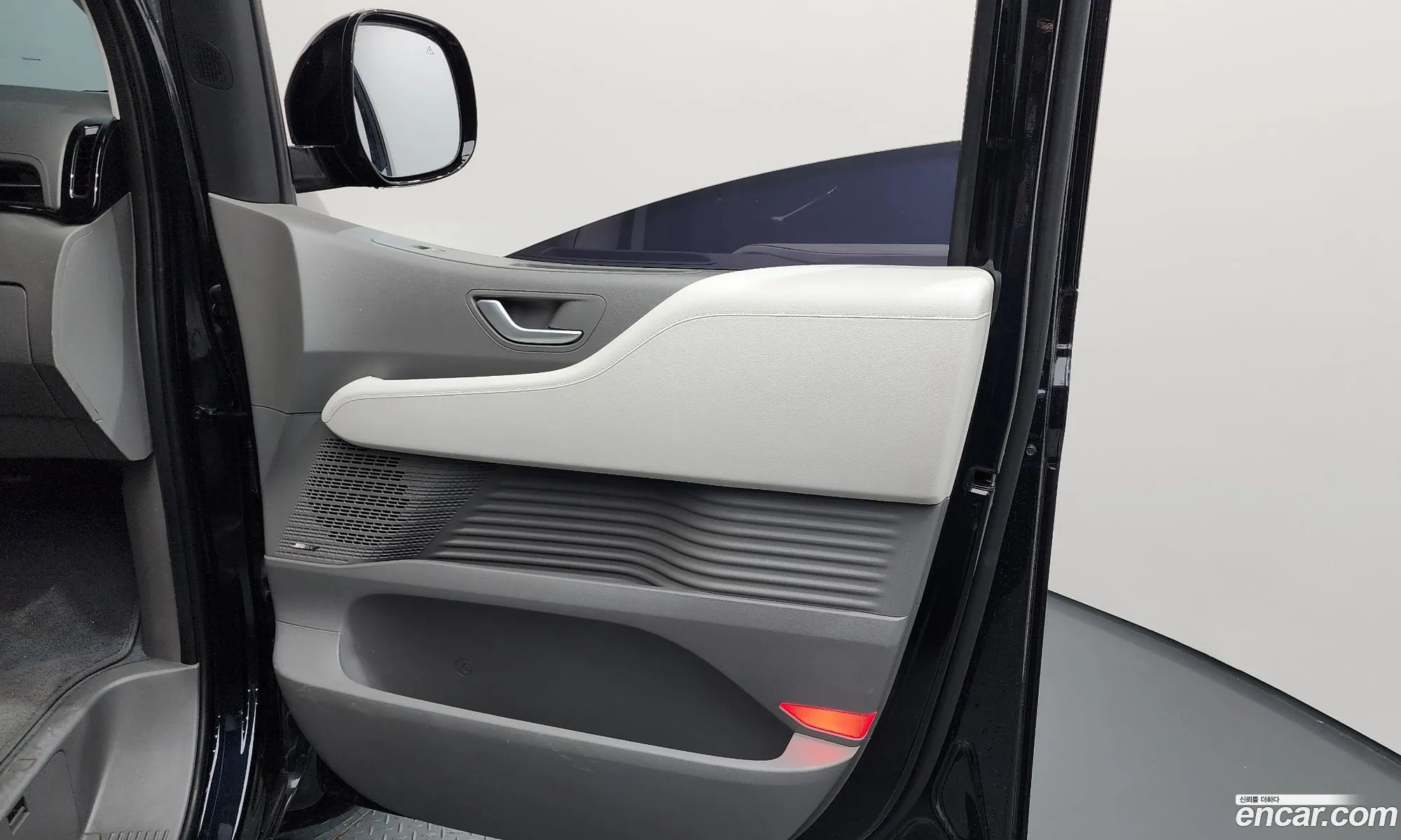 Hyundai Staria 2021 — 3