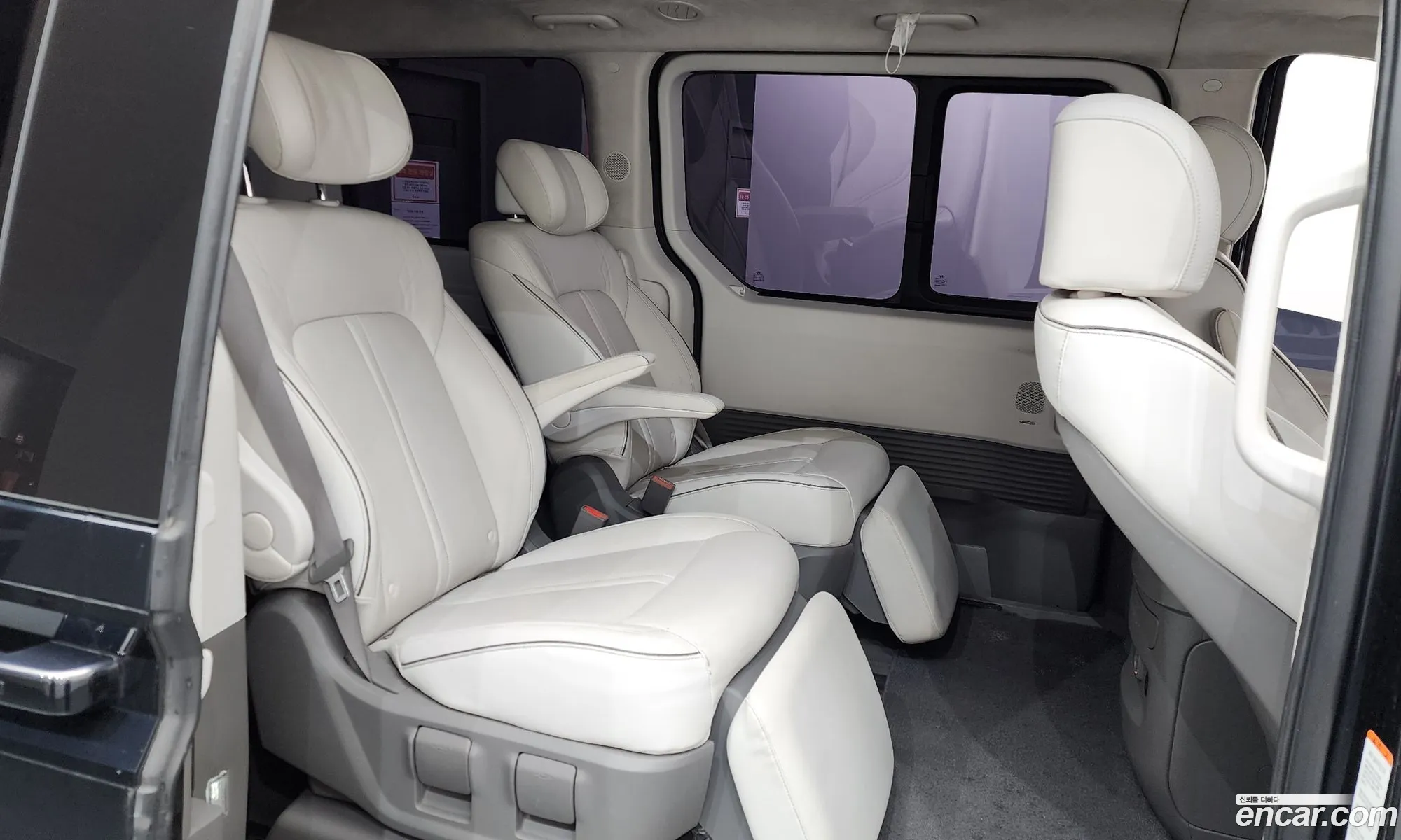 Hyundai Staria 2021 — 26