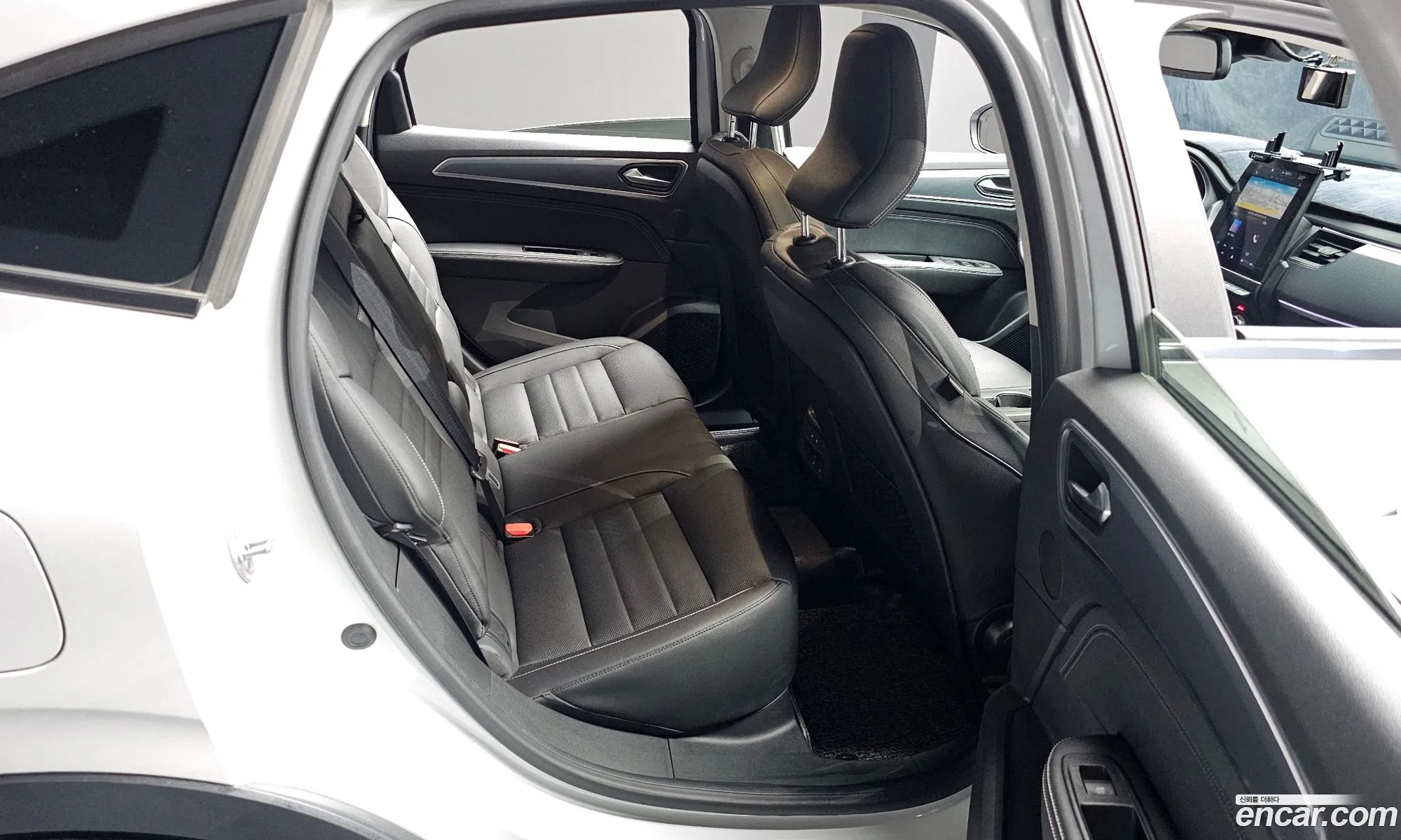 Renault Korea (Samsung) XM3 2020 — 11