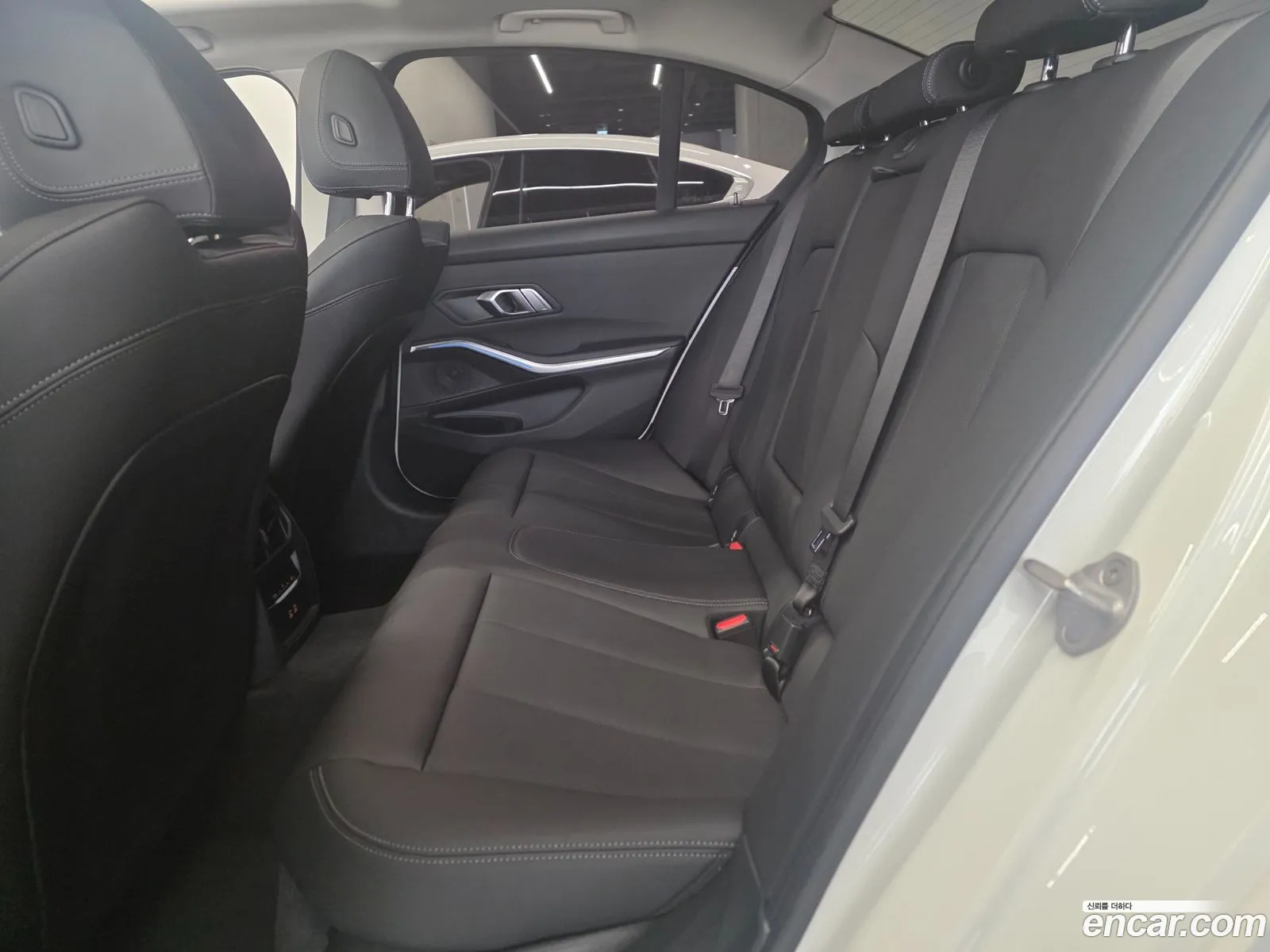 BMW 3 Series 2025 — 2