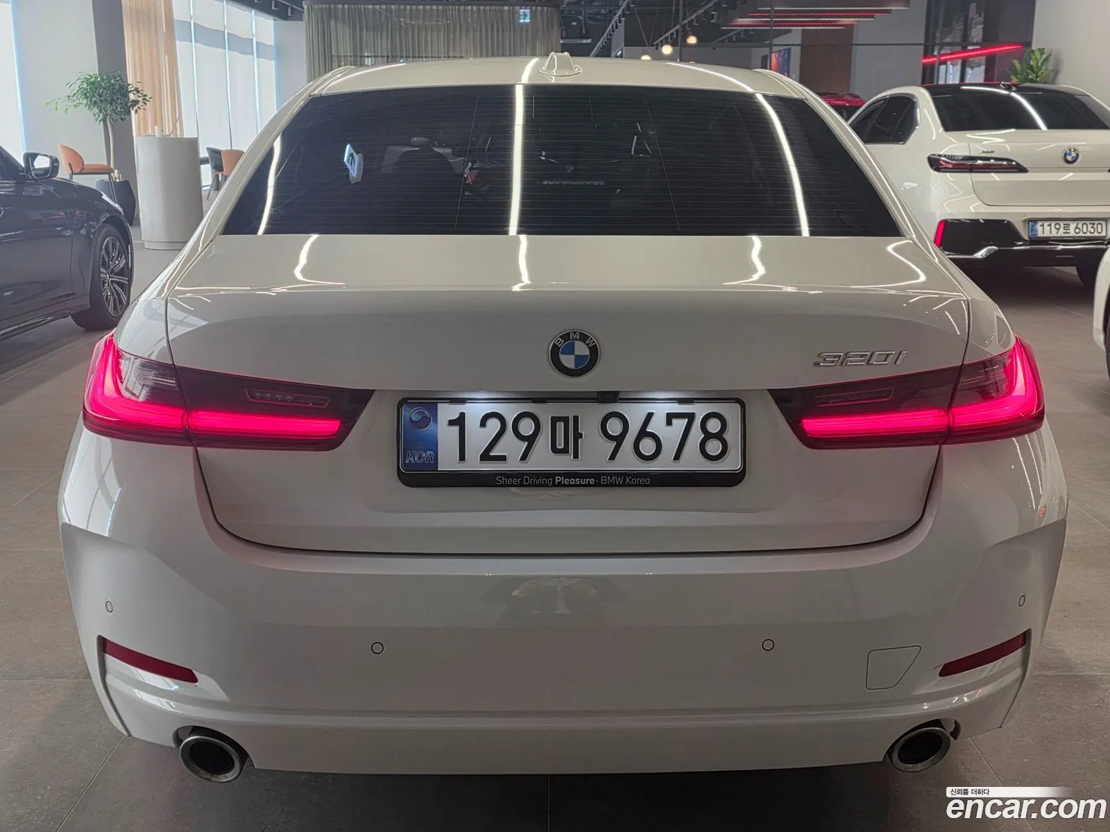 BMW 3 Series 2025 — 18
