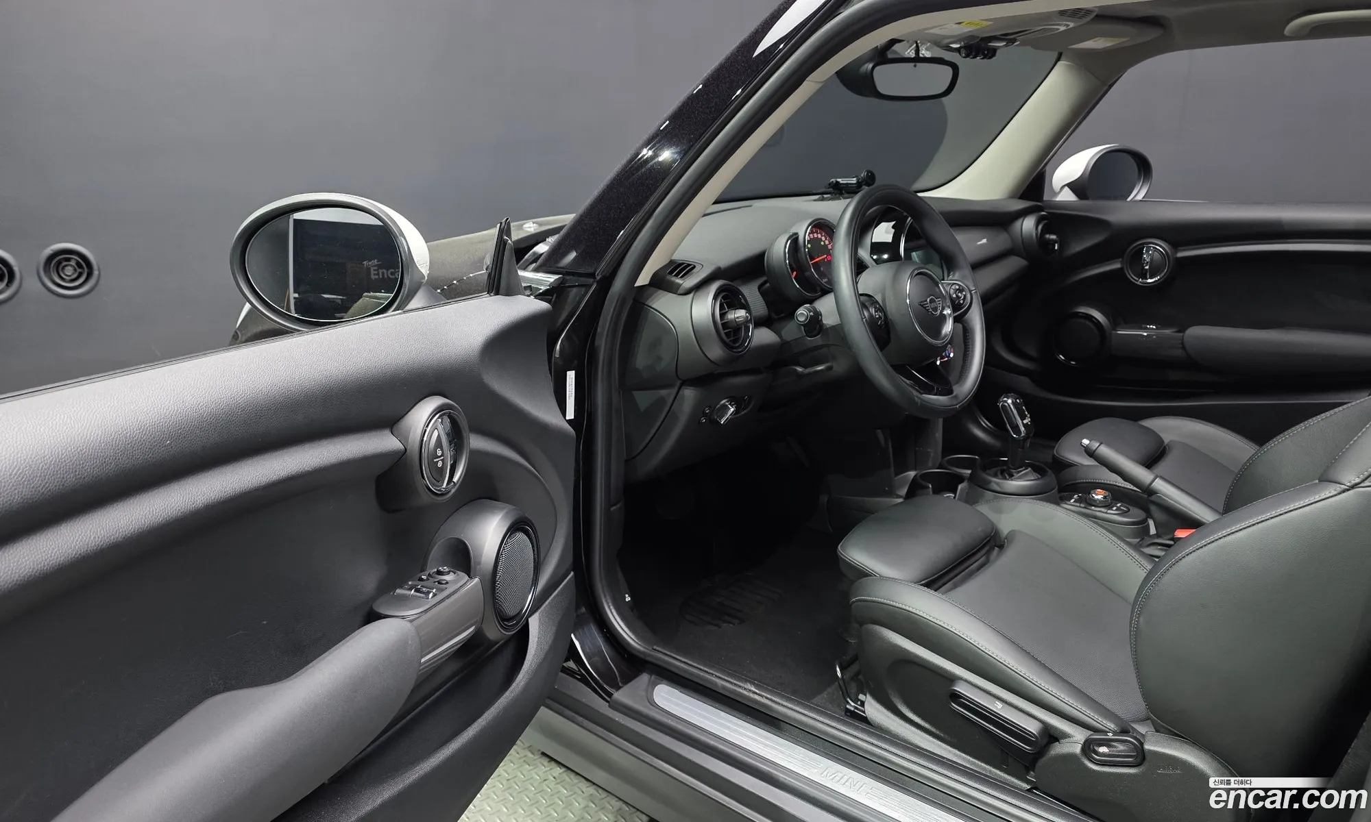 Mini Cooper D 2019 — 13