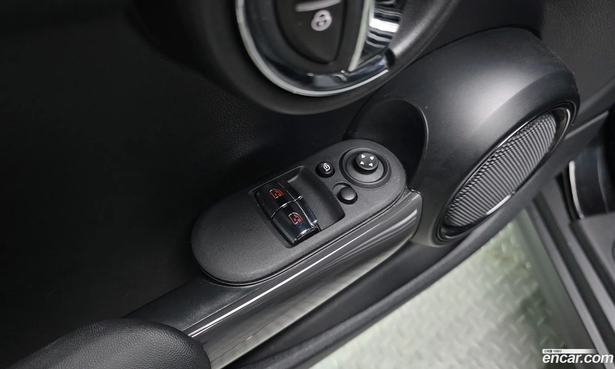 Mini Cooper D 2019 — 23