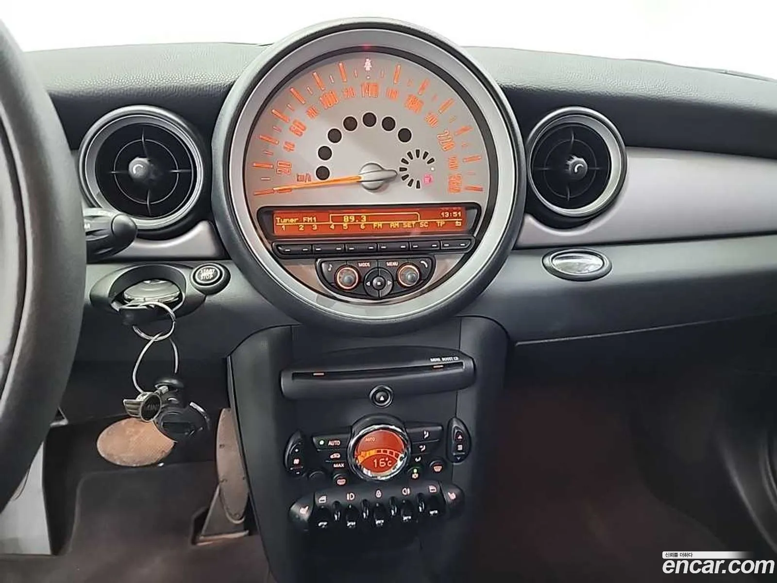 Mini Cooper 2010 — 15