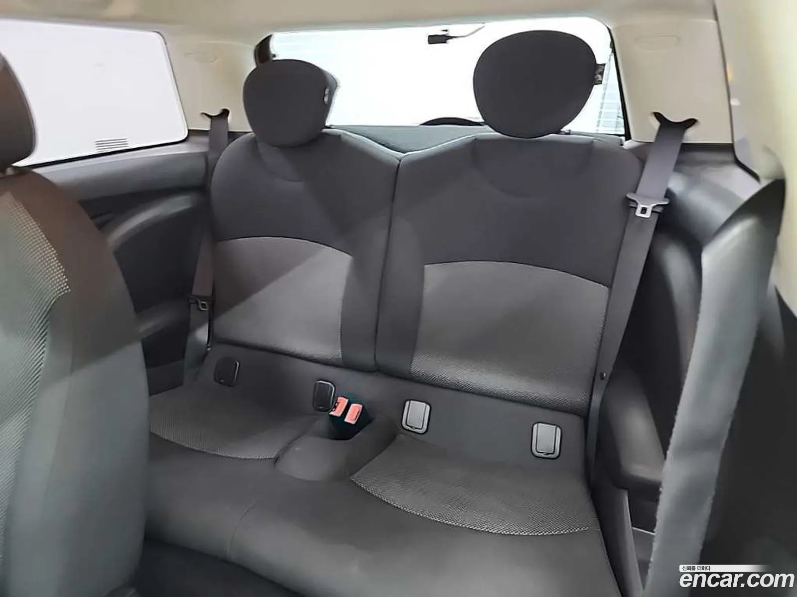 Mini Cooper 2010 — 16