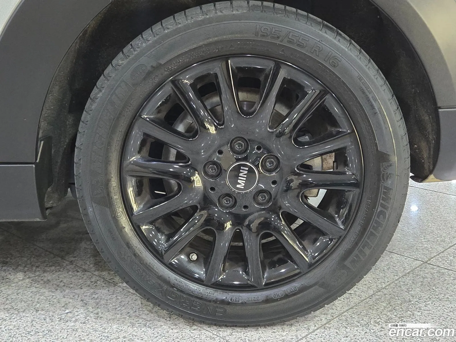 Mini Cooper S 2019 — 11