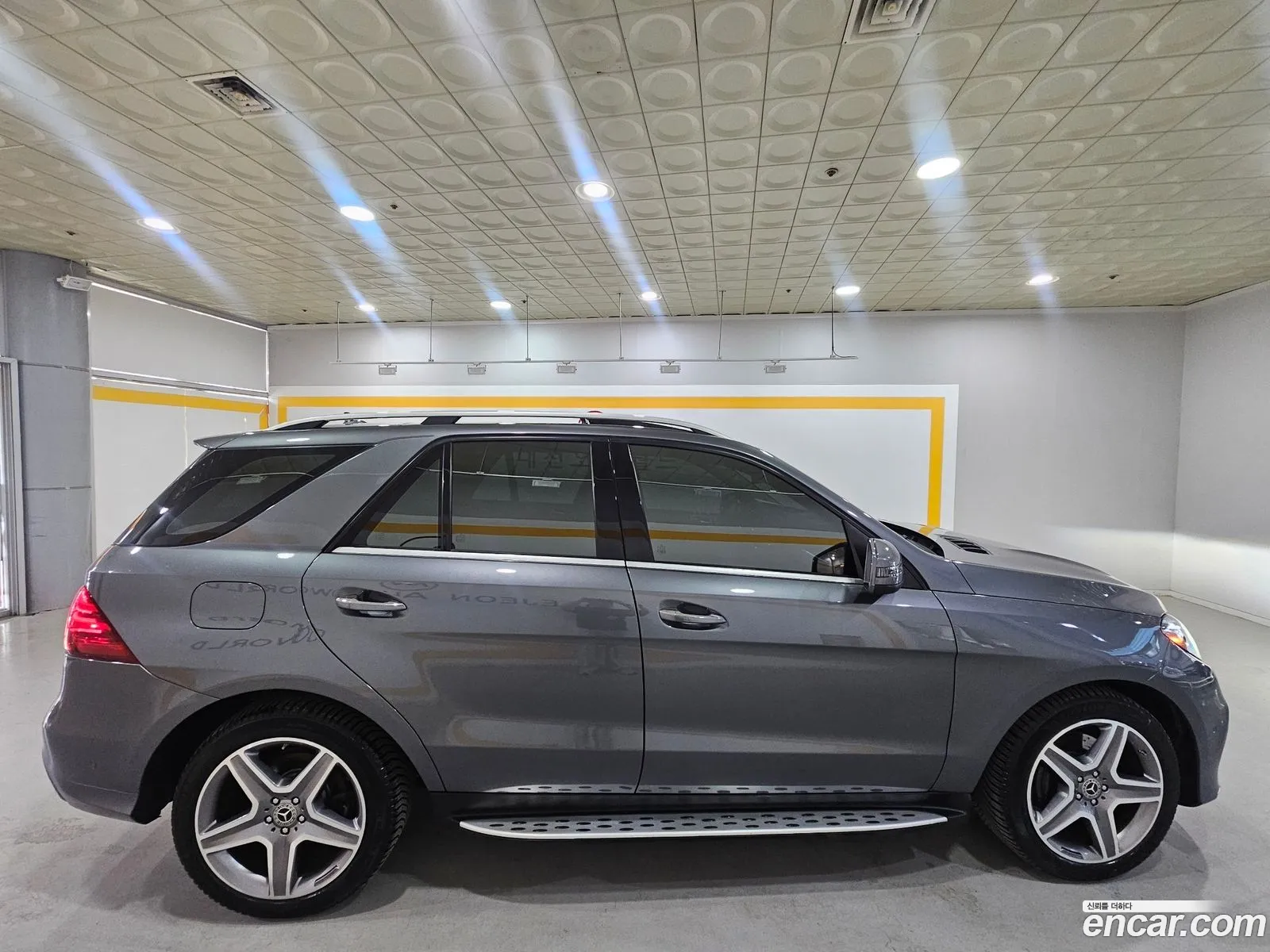 Mercedes-Benz GLE-Class W166 2018 — 13