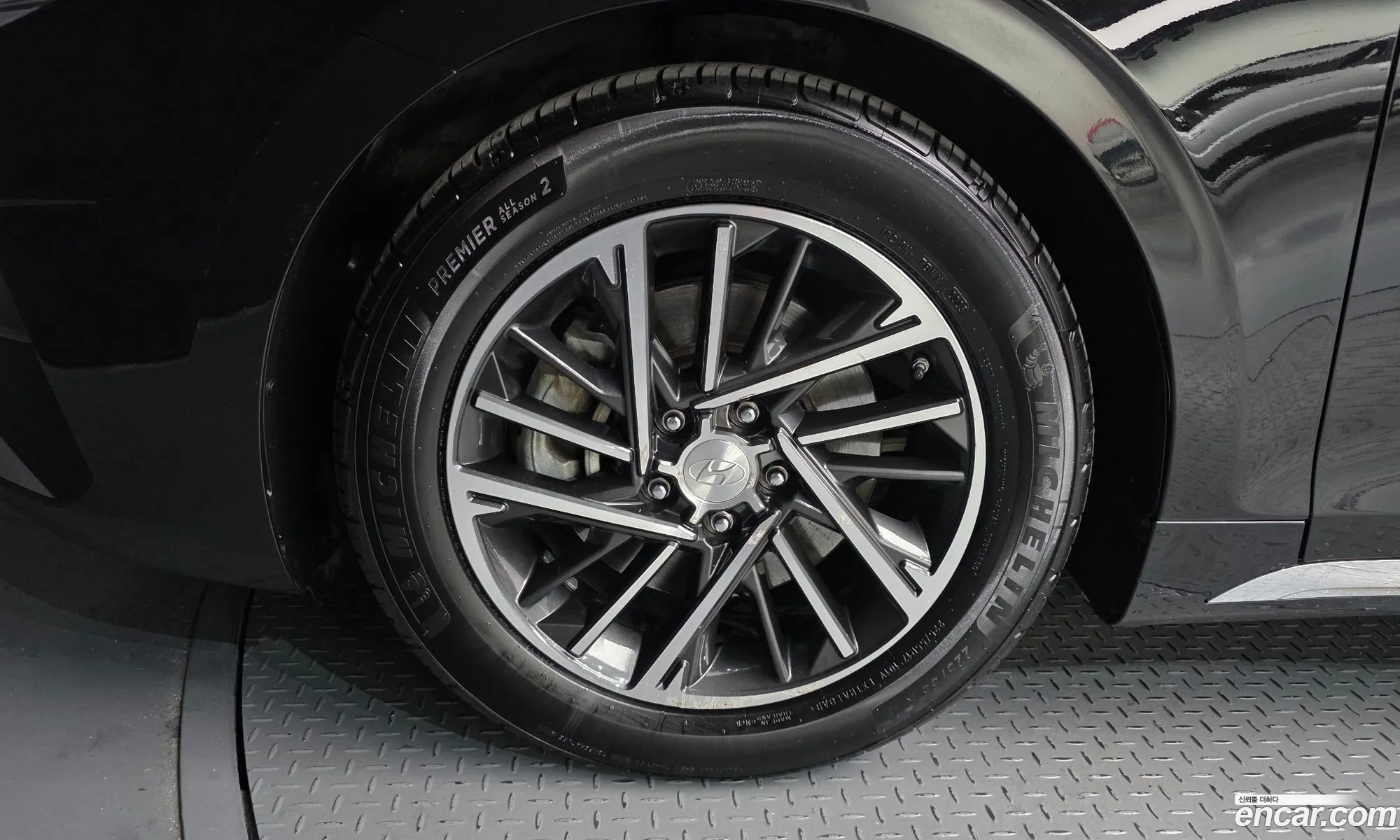Hyundai Grandeur IG 2020 — 23