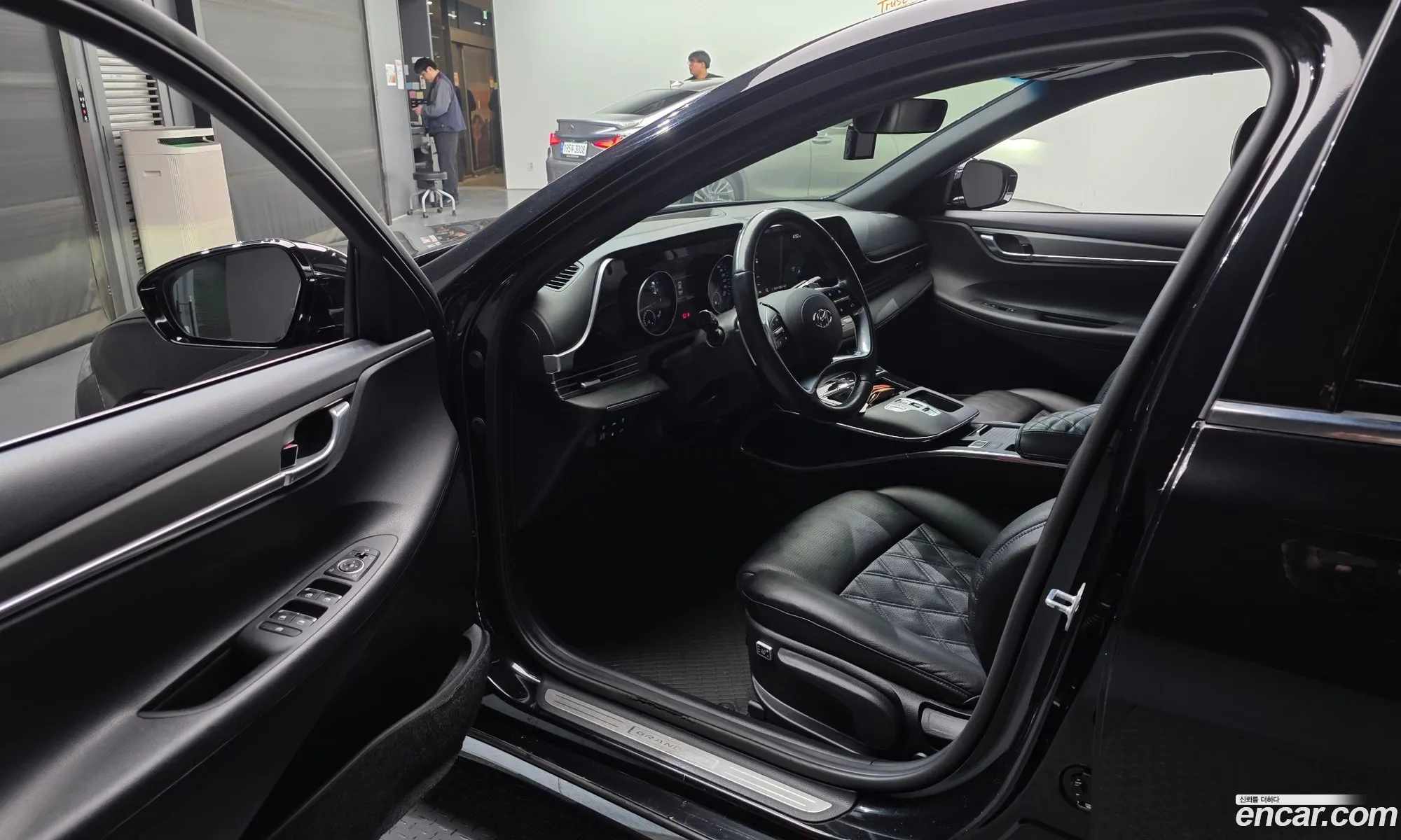 Hyundai Grandeur IG 2020 — 26