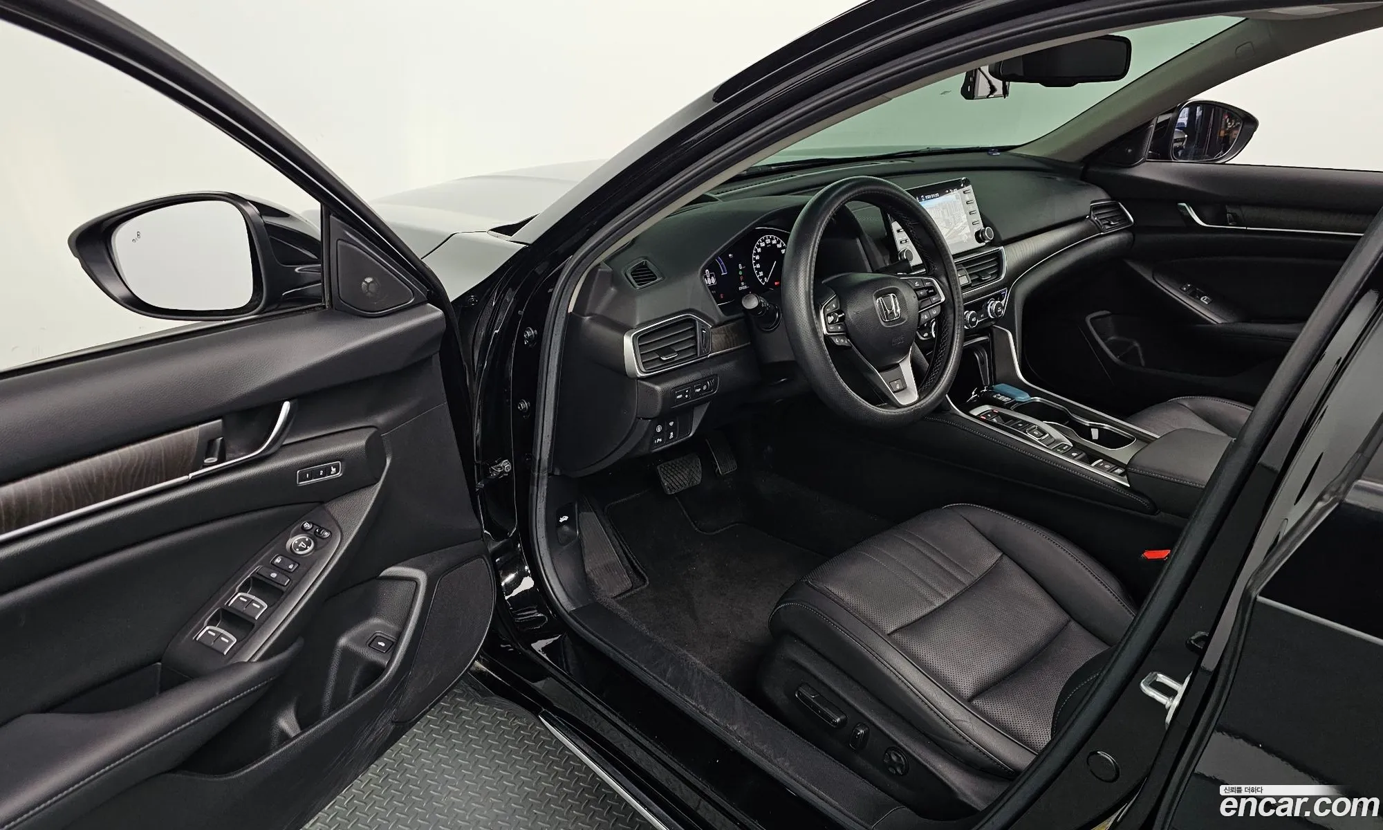 Honda Accord 10th Gen 2021 — 13