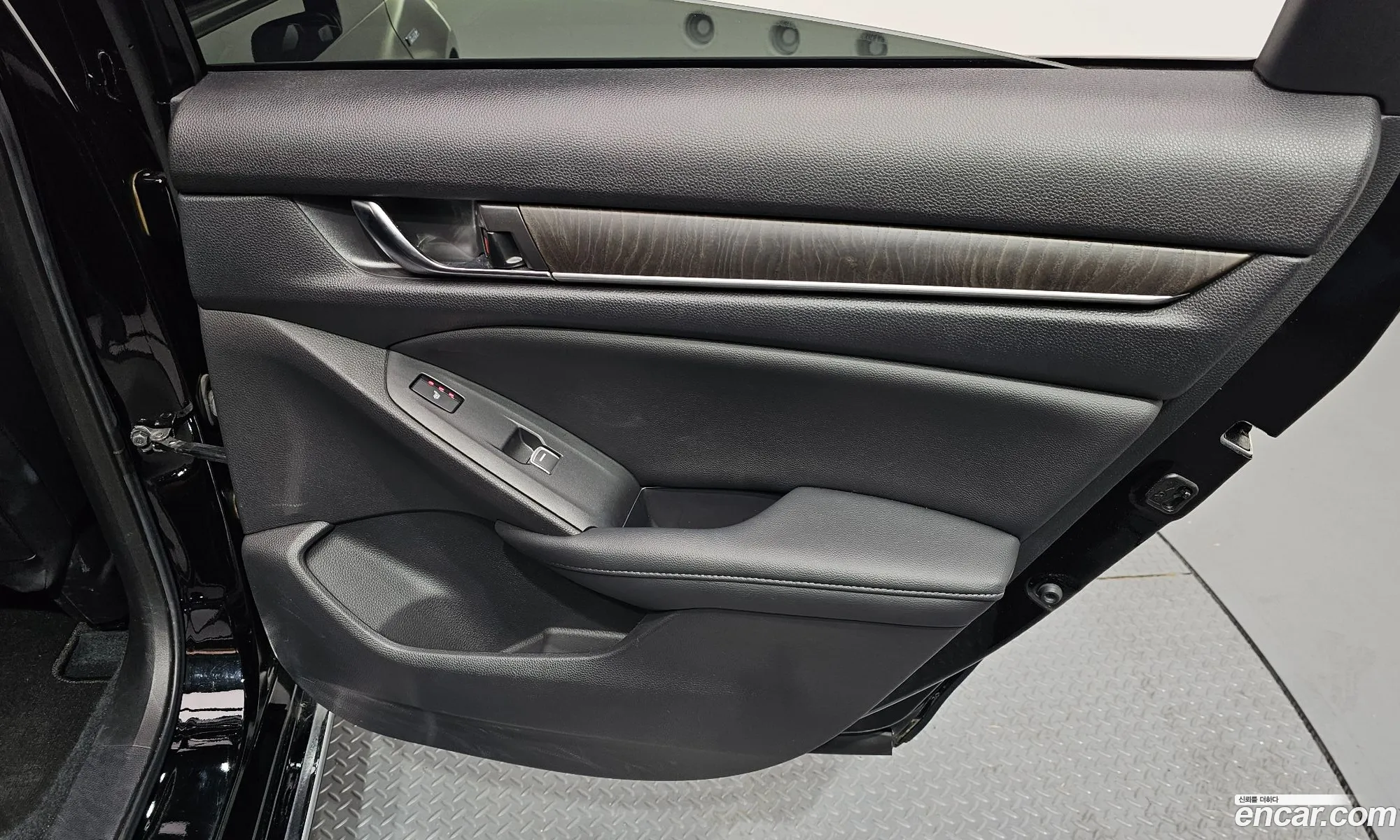 Honda Accord 10th Gen 2021 — 3