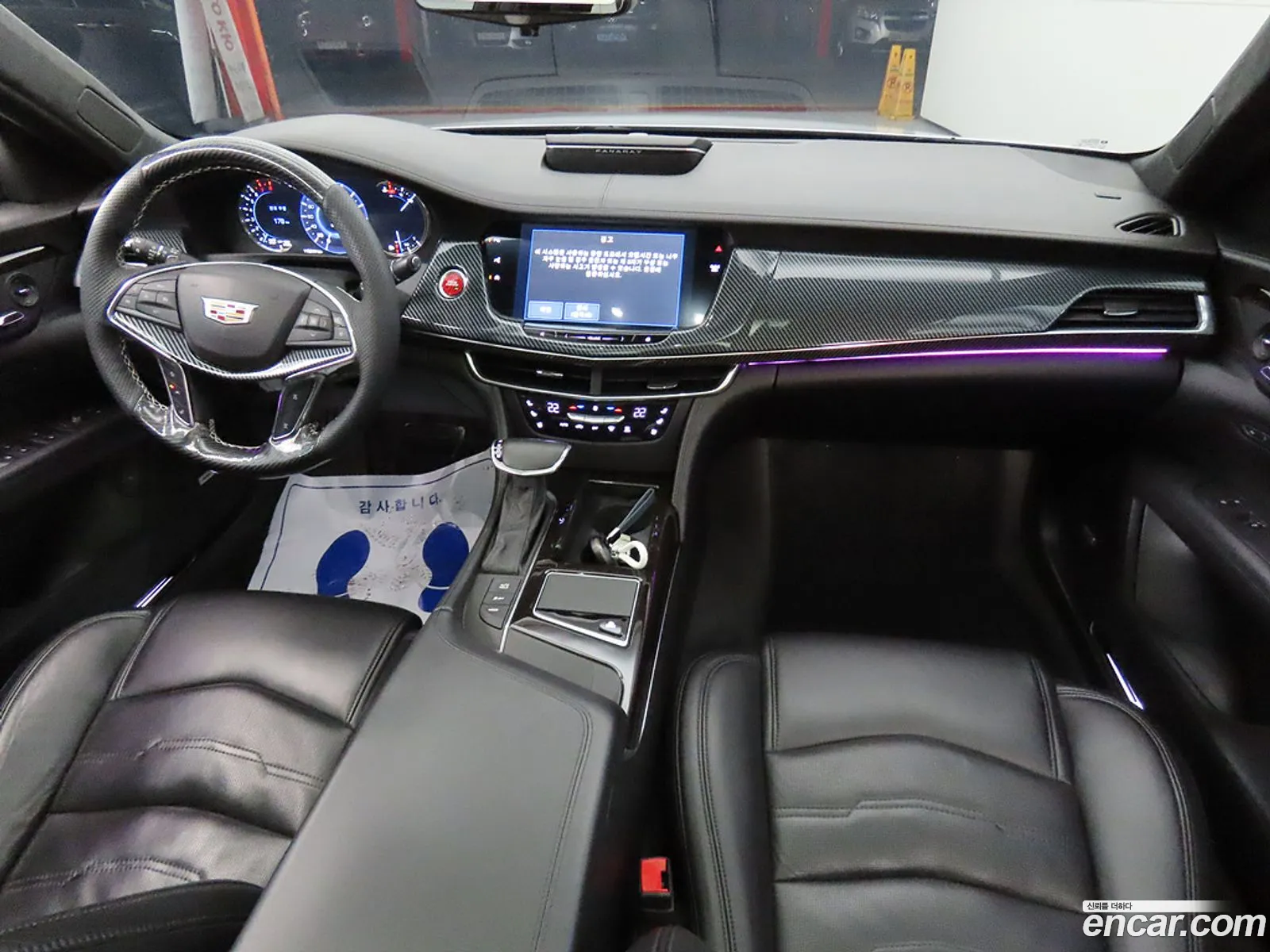 Cadillac CT6 2017 — 16