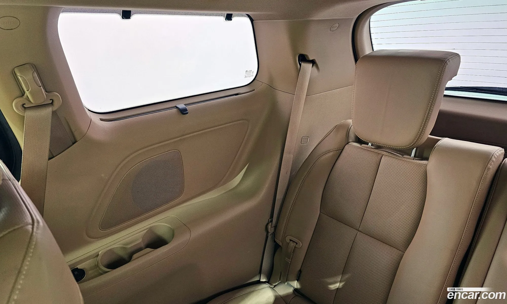 Kia Carnival 2019 — 10