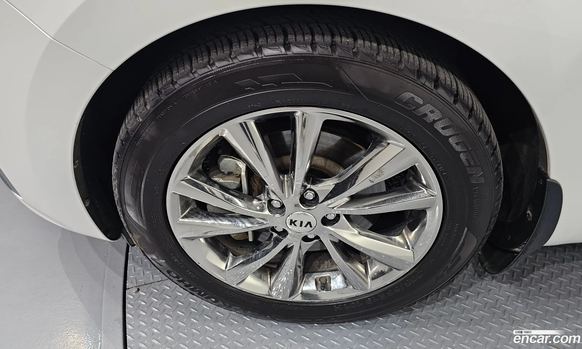 Kia Carnival 2019 — 9