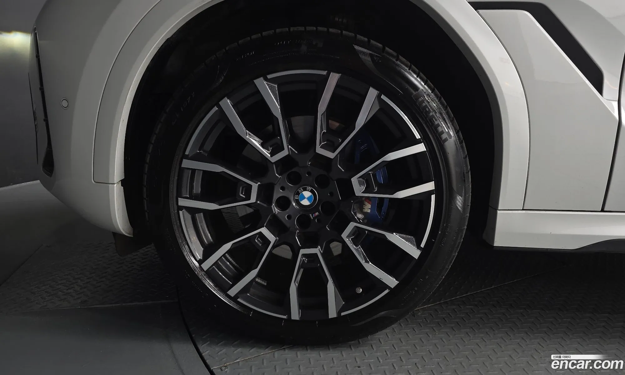 BMW X6 2025 — 27