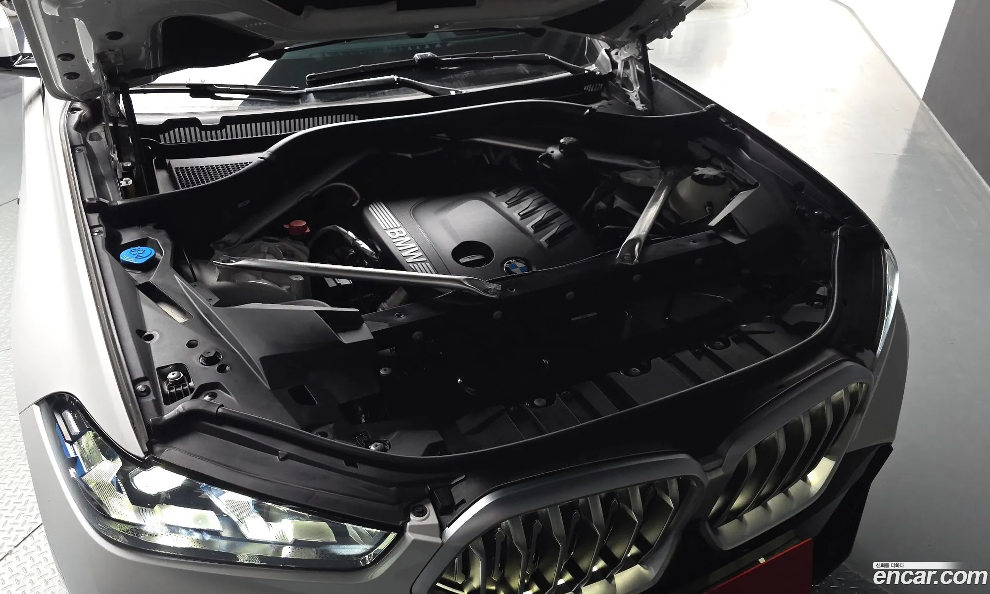 BMW X6 2025 — 13