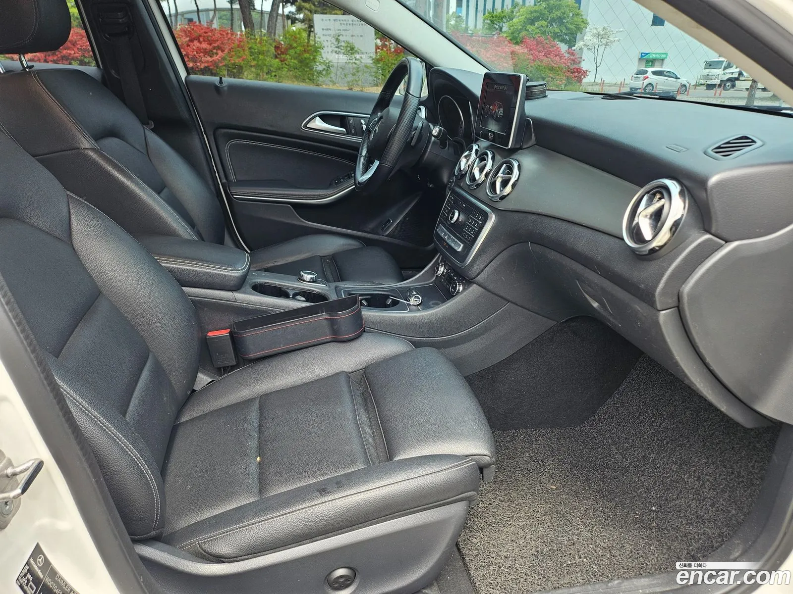 Mercedes-Benz GLA-Class X156 2019 — 9