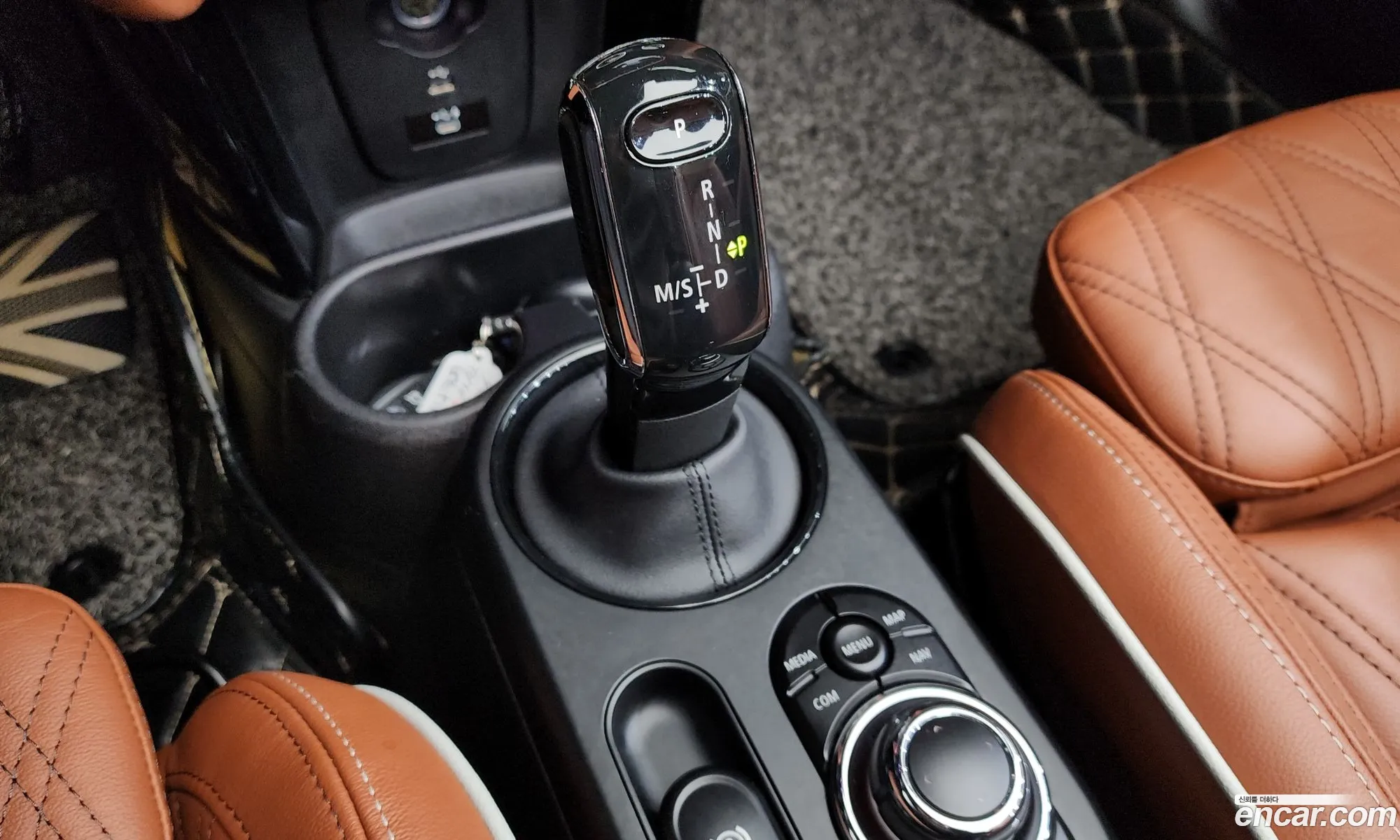 Mini Cooper S Convertible 2021 — 11