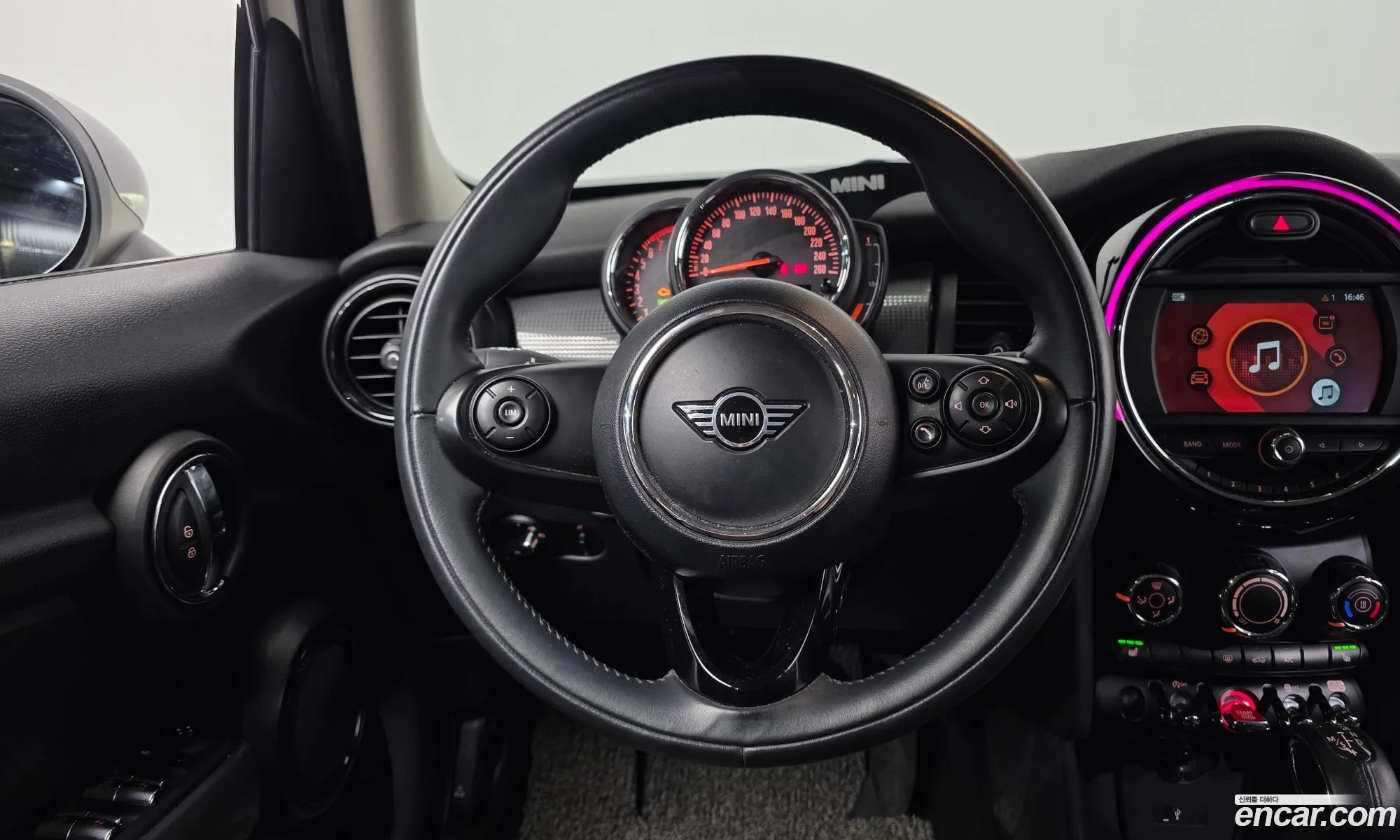 Mini Cooper 2019 WMWXU1104K2H35398 — 12