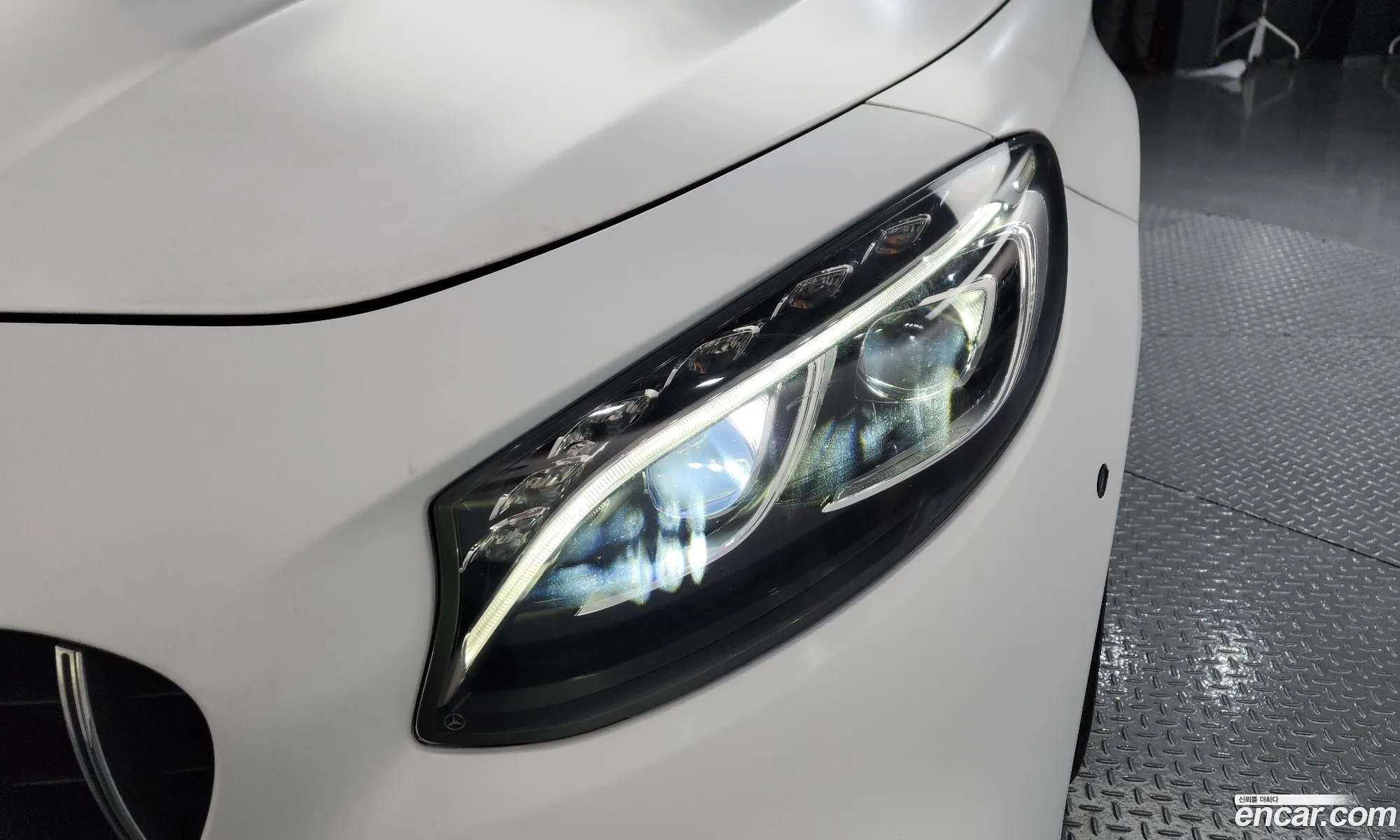 Mercedes-Benz S-Class W222 2018 WDDXJ8JB6JA034407 — 18