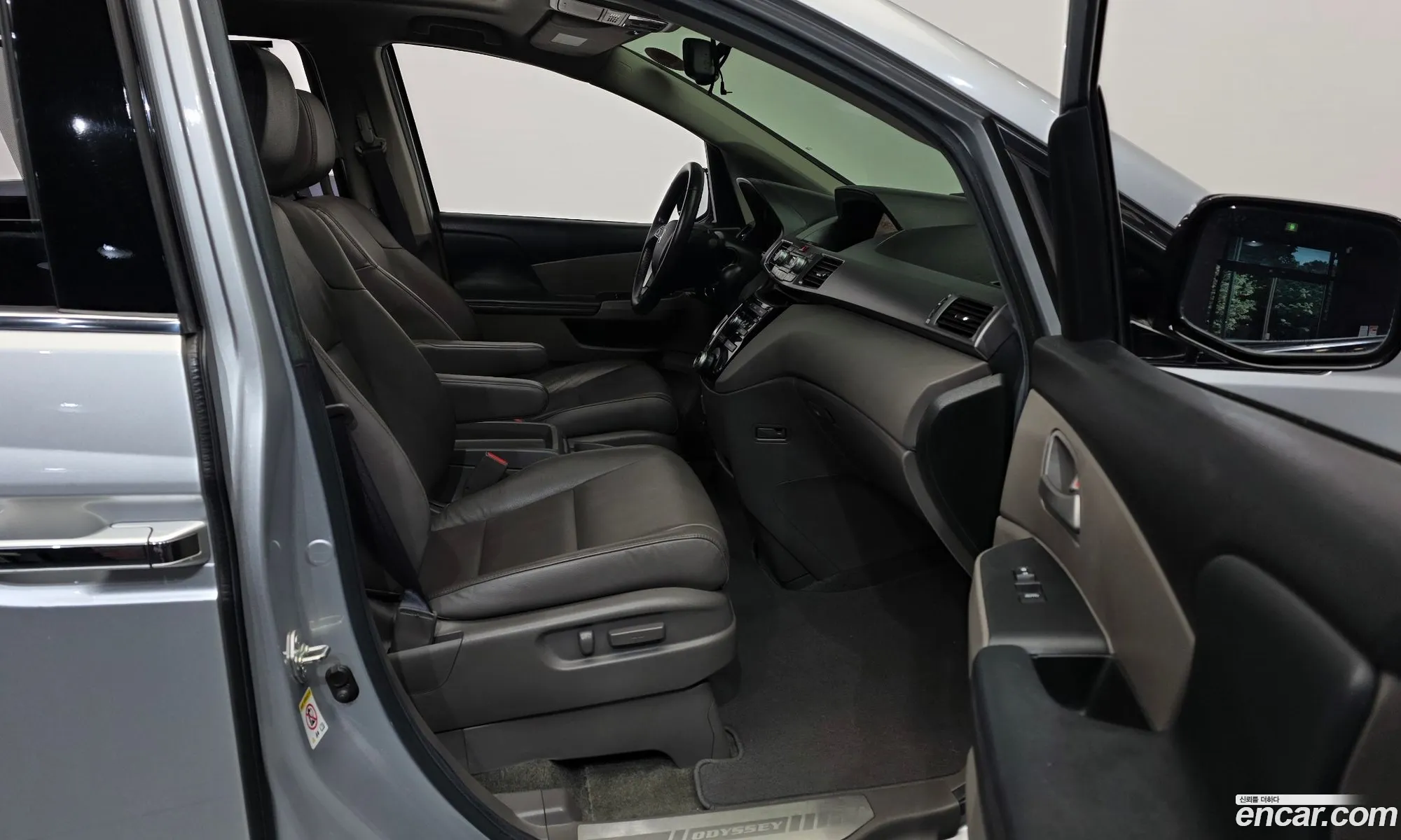 Honda Odyssey 2012 5KBRL5860DB601078 — 4