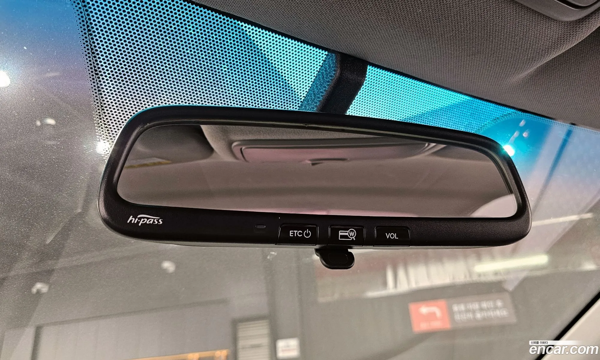 Hyundai Accent 2012 — 17