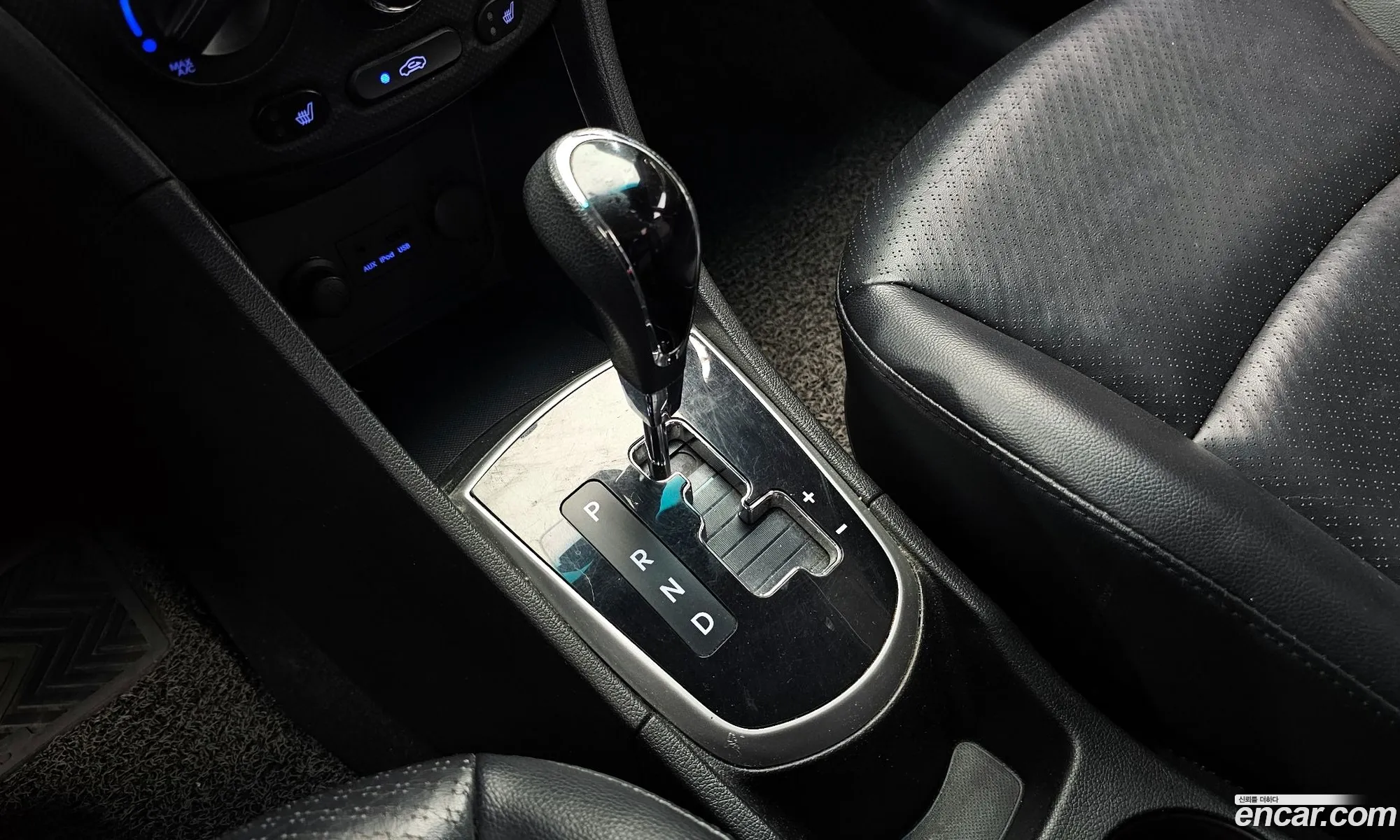 Hyundai Accent 2012 — 5