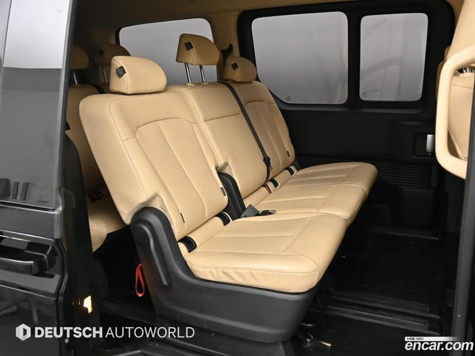 Hyundai Staria 2022 — 12