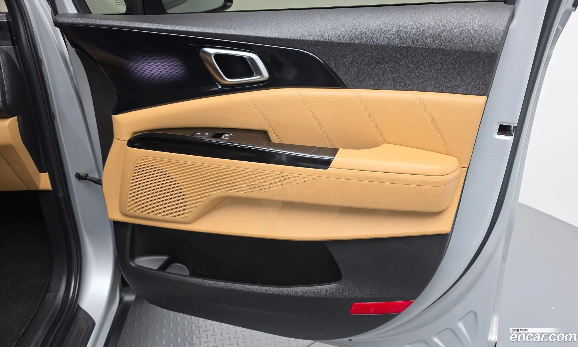 Kia Carnival 2020 — 28