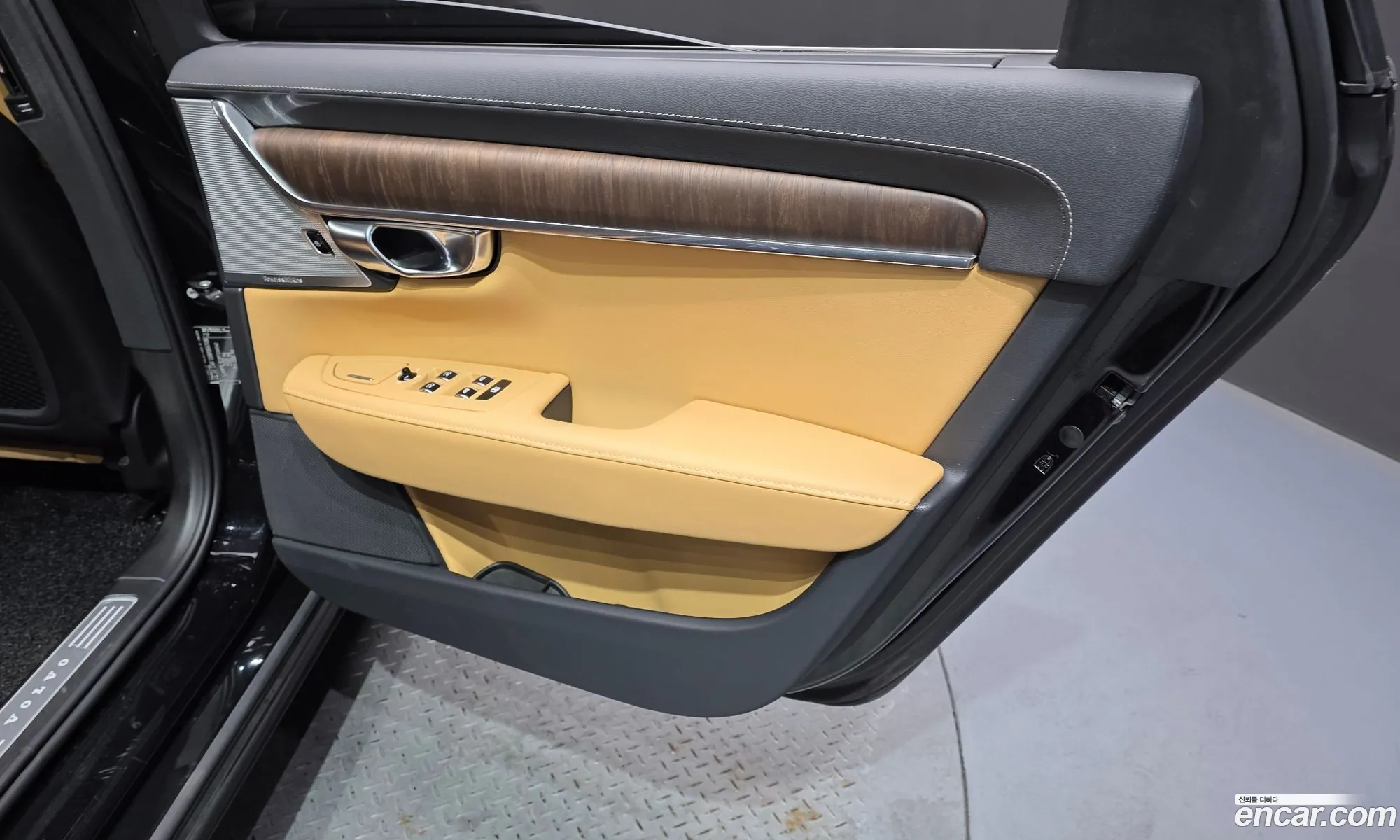 Volvo S90 2023 LVYPTL123PP334542 — 29