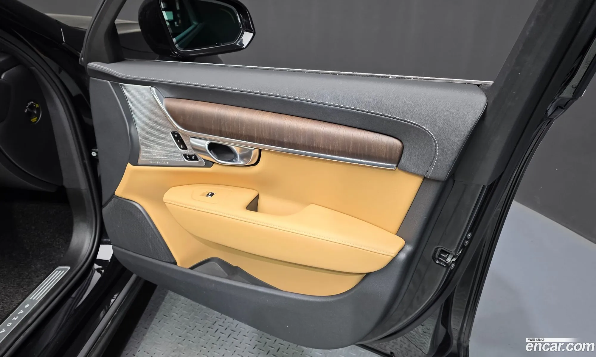 Volvo S90 2023 LVYPTL123PP334542 — 3