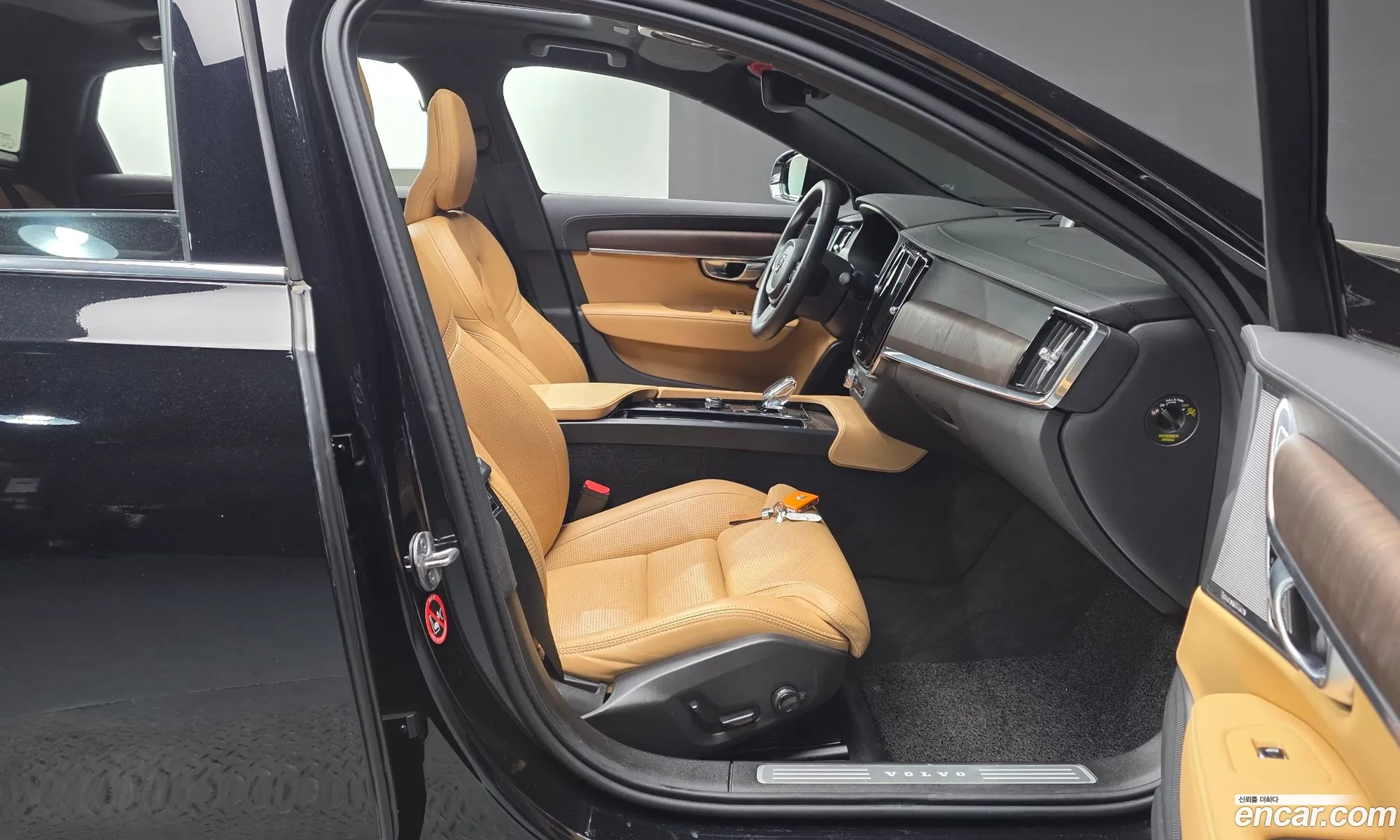 Volvo S90 2023 LVYPTL123PP334542 — 33