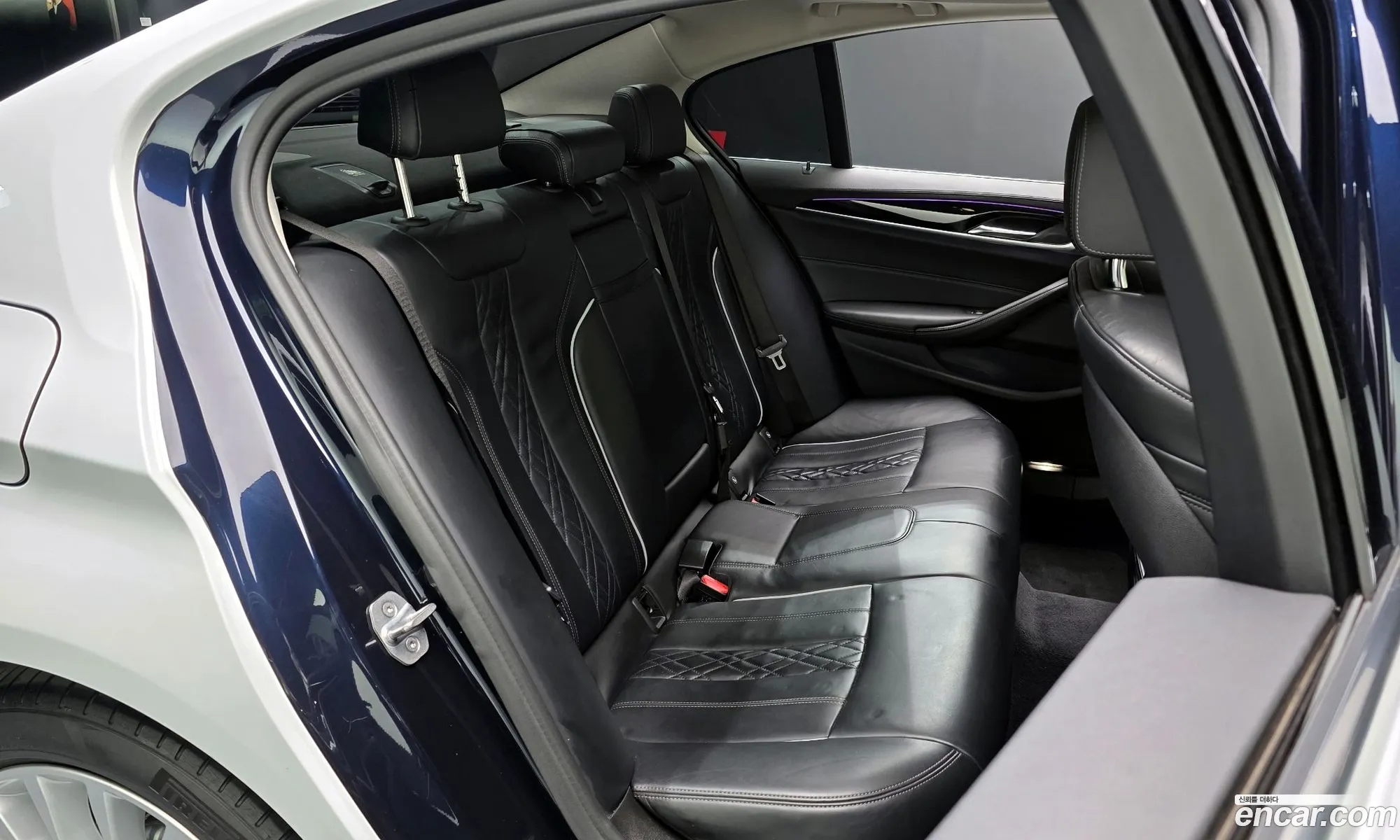 BMW 5 Series 2019 WBAJF5108KWW44356 — 23
