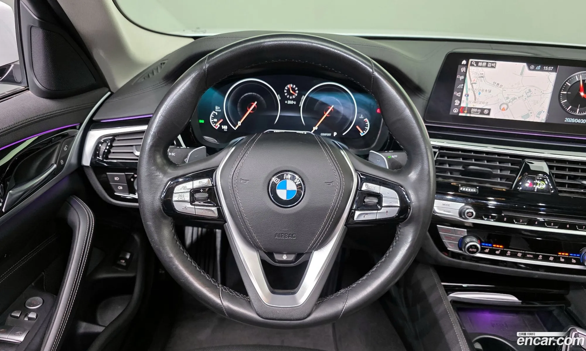 BMW 5 Series 2019 WBAJF5108KWW44356 — 32