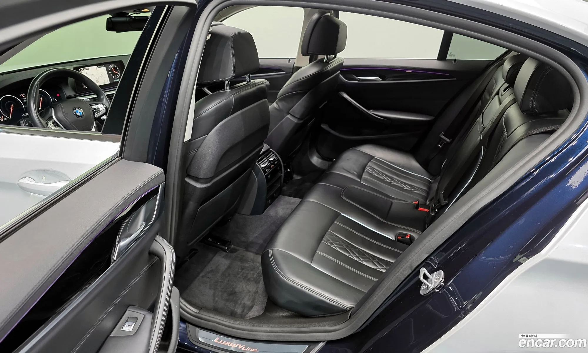 BMW 5 Series 2019 WBAJF5108KWW44356 — 16