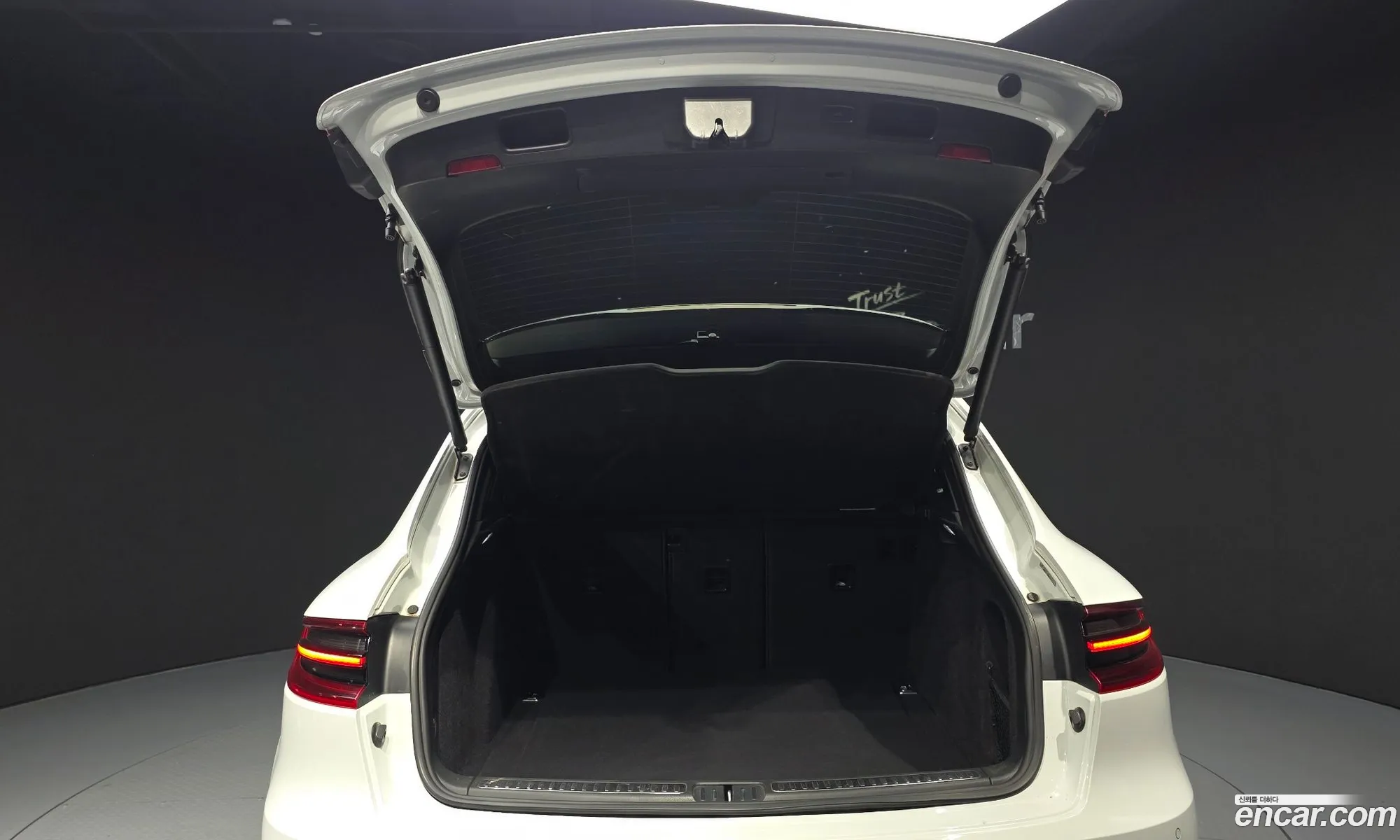 Porsche Macan 2015 WP1AD2958FLB82815 — 13
