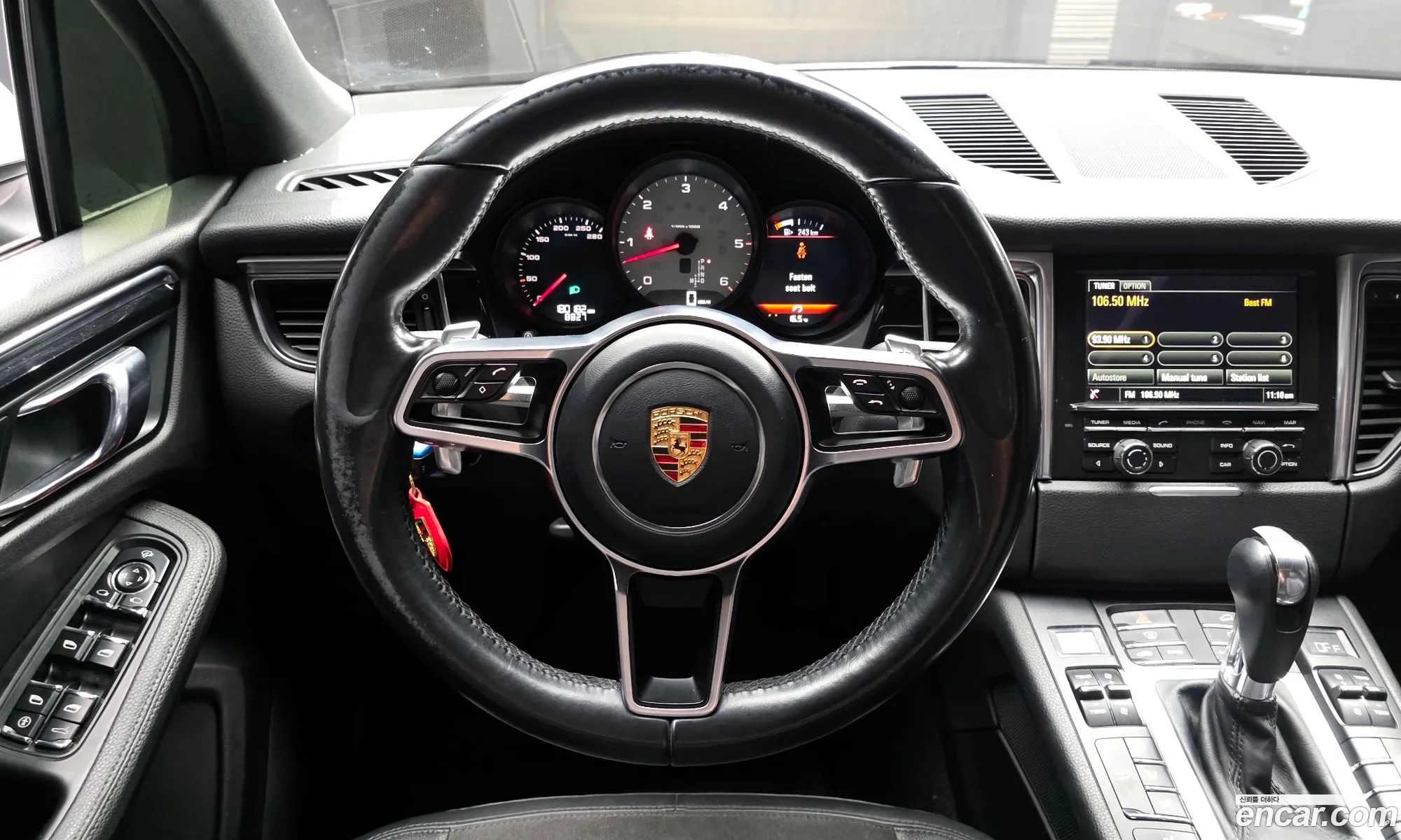 Porsche Macan 2015 WP1AD2958FLB82815 — 16