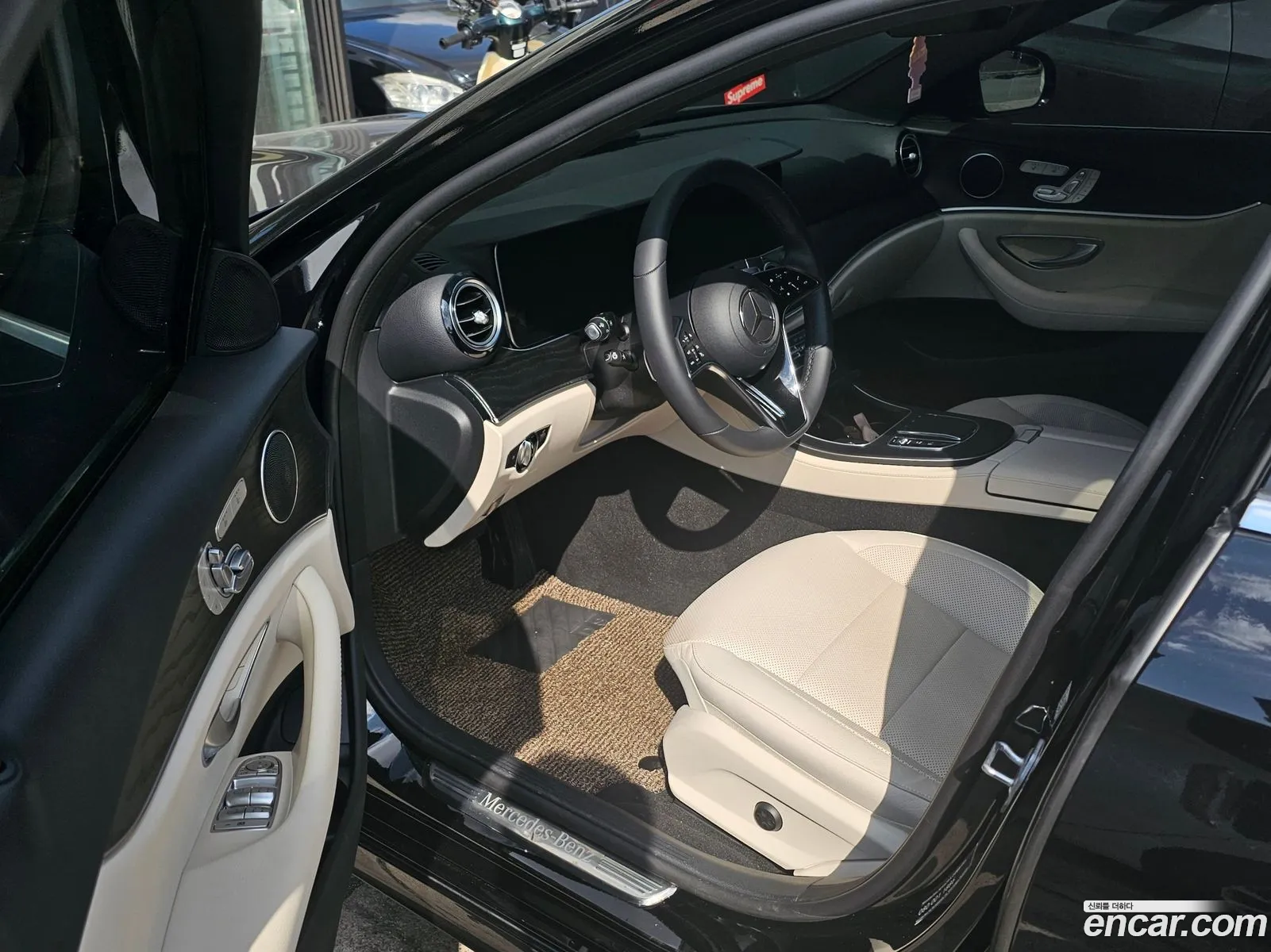 Mercedes-Benz E-Class W213 2023 — 7