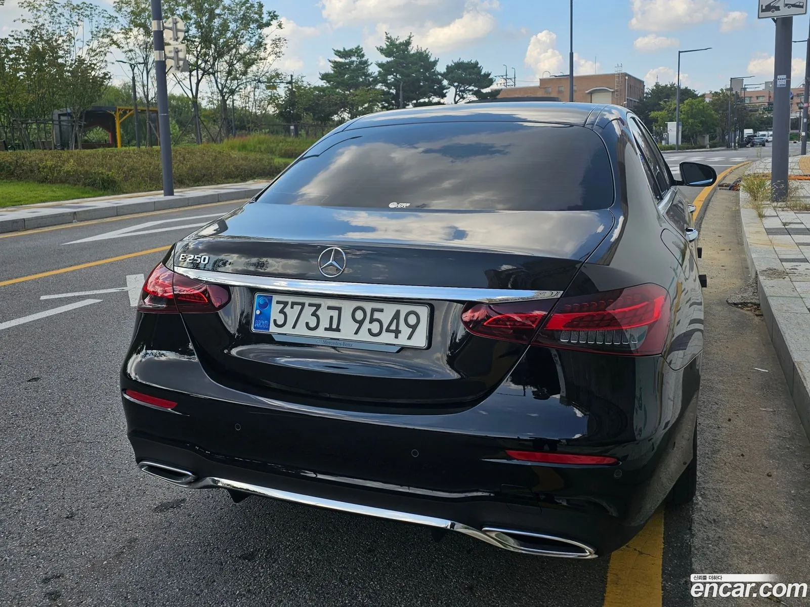 Mercedes-Benz E-Class W213 2023 — 4