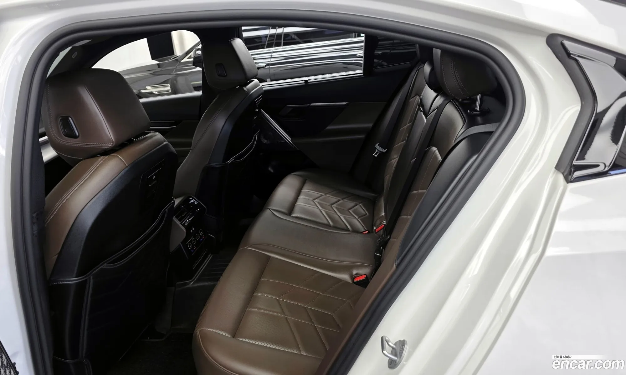 BMW i5 2025 — 12