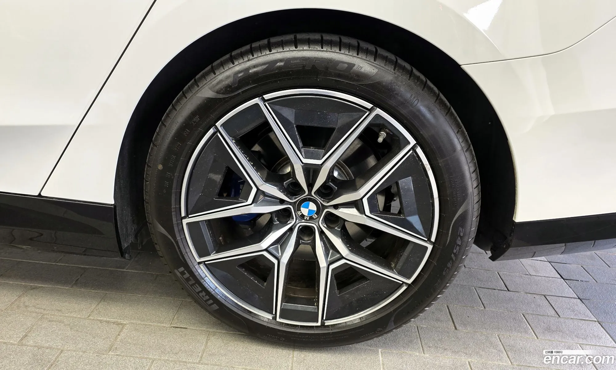 BMW i5 2025 — 26