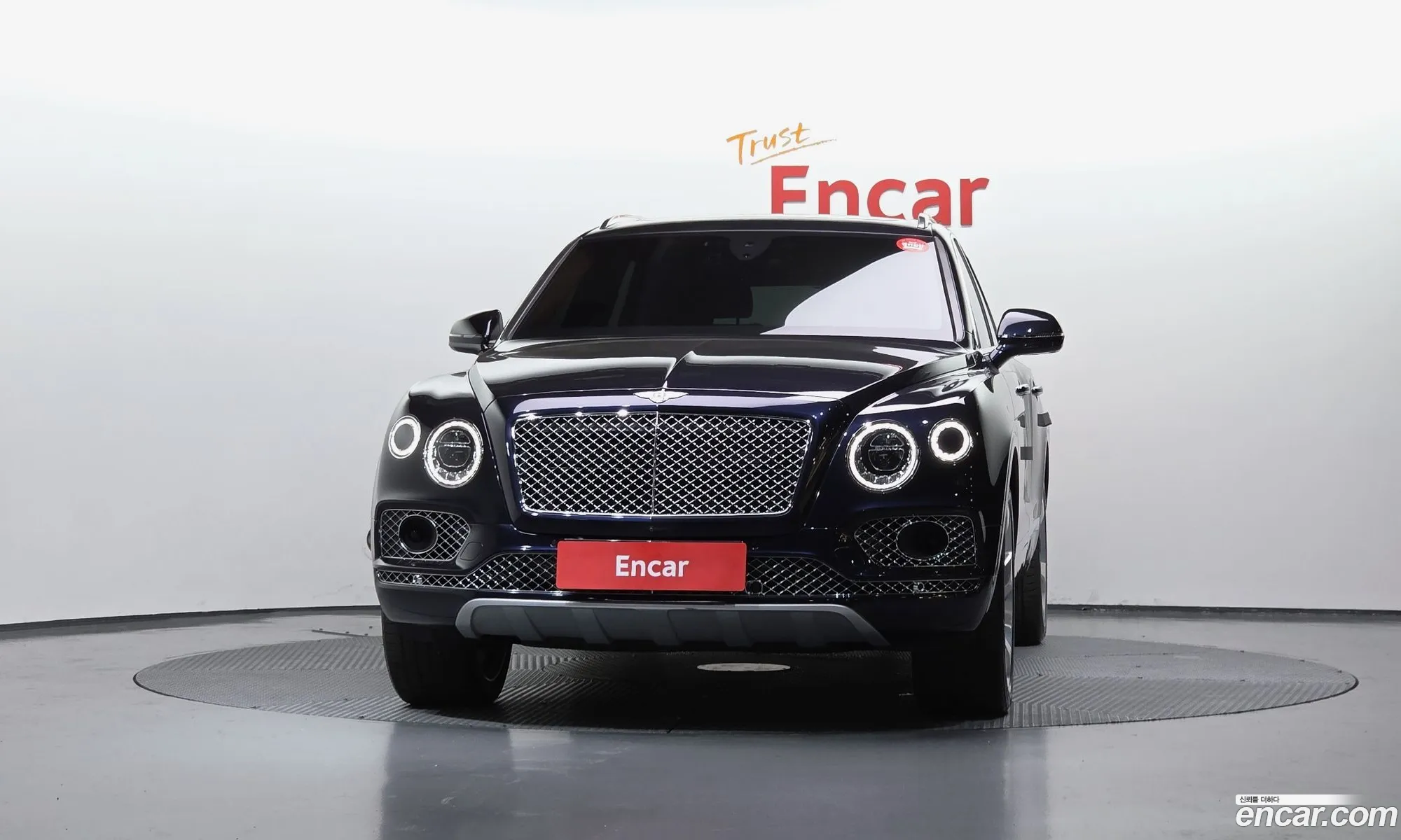 Bentley Bentayga 2017 SJAAC14V5HC014883 — 16