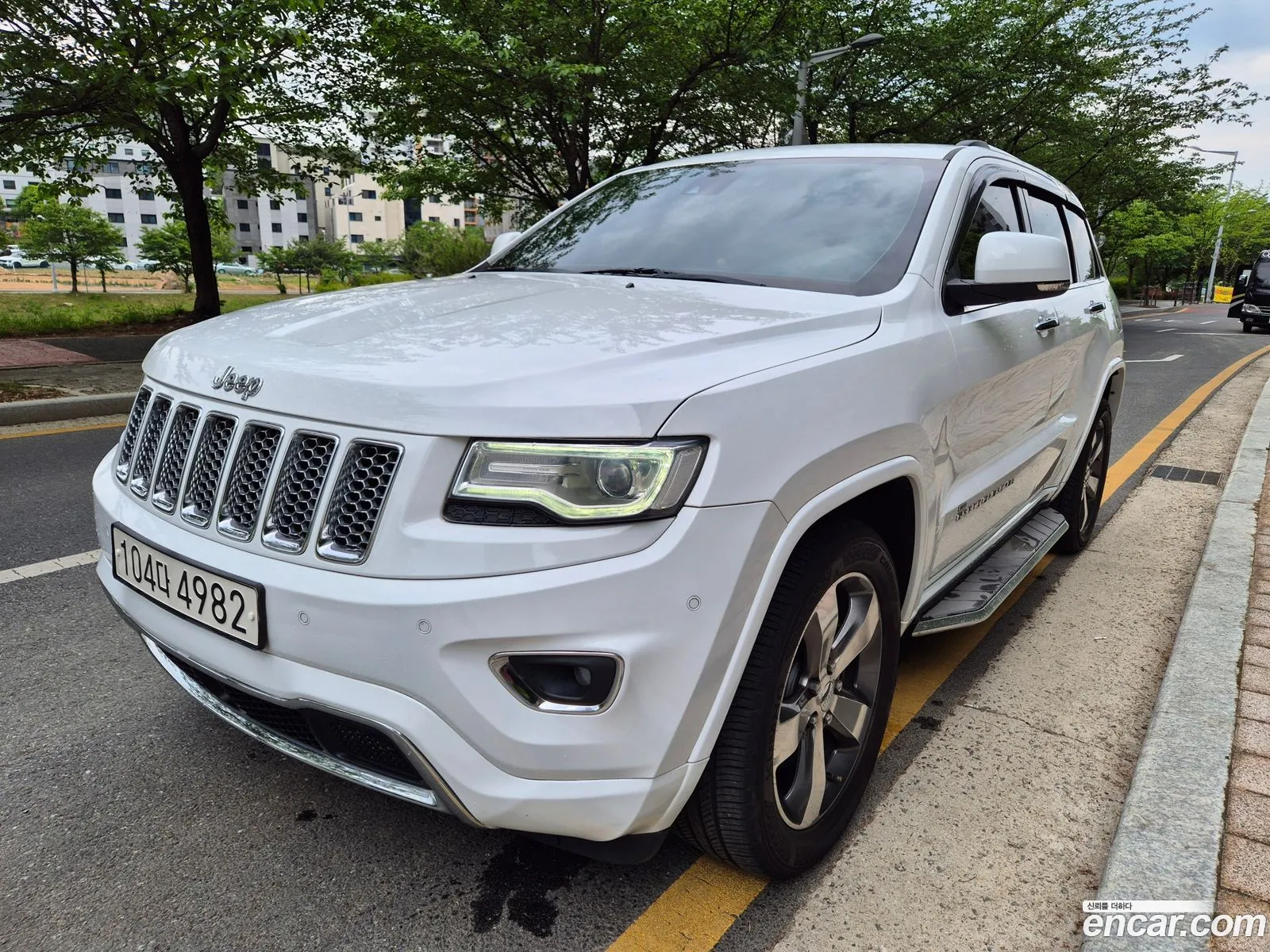 Jeep Grand Cherokee 2015 — 17